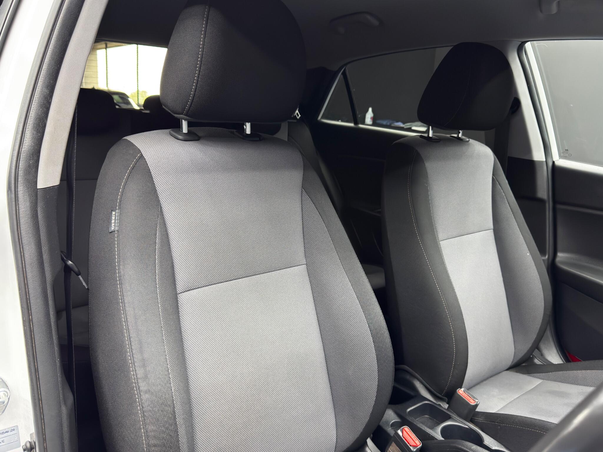 Hyundai I20 view 12