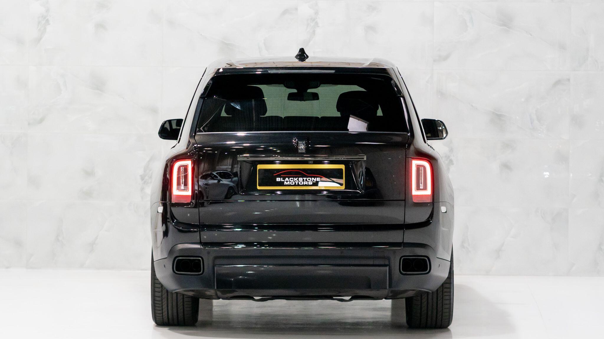 Rolls-Royce Cullinan view 7
