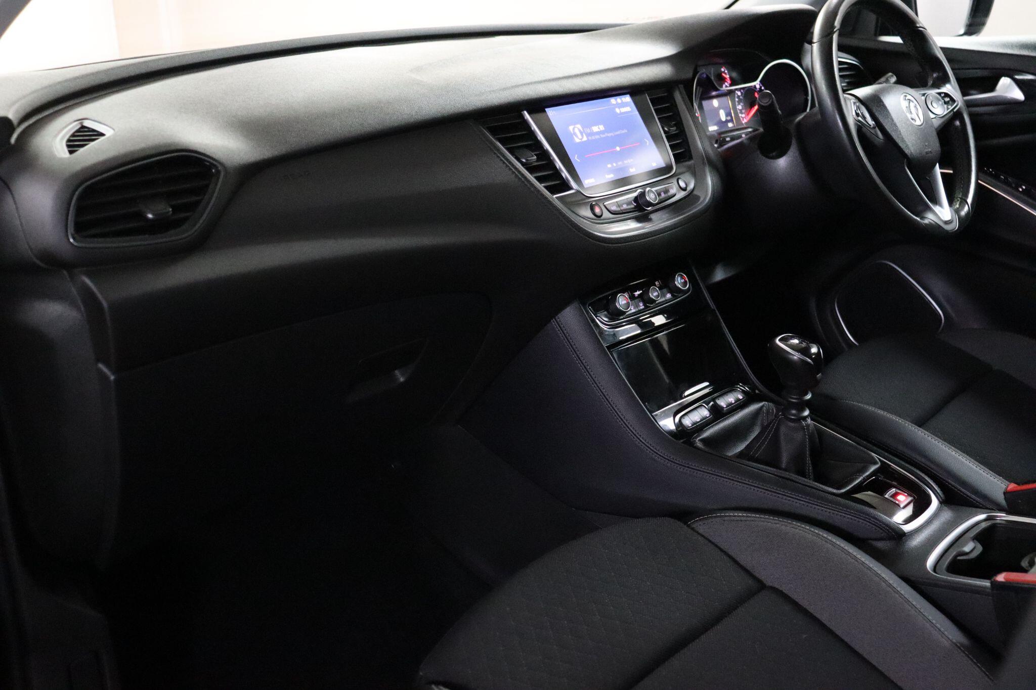 Vauxhall Grandland X view 34