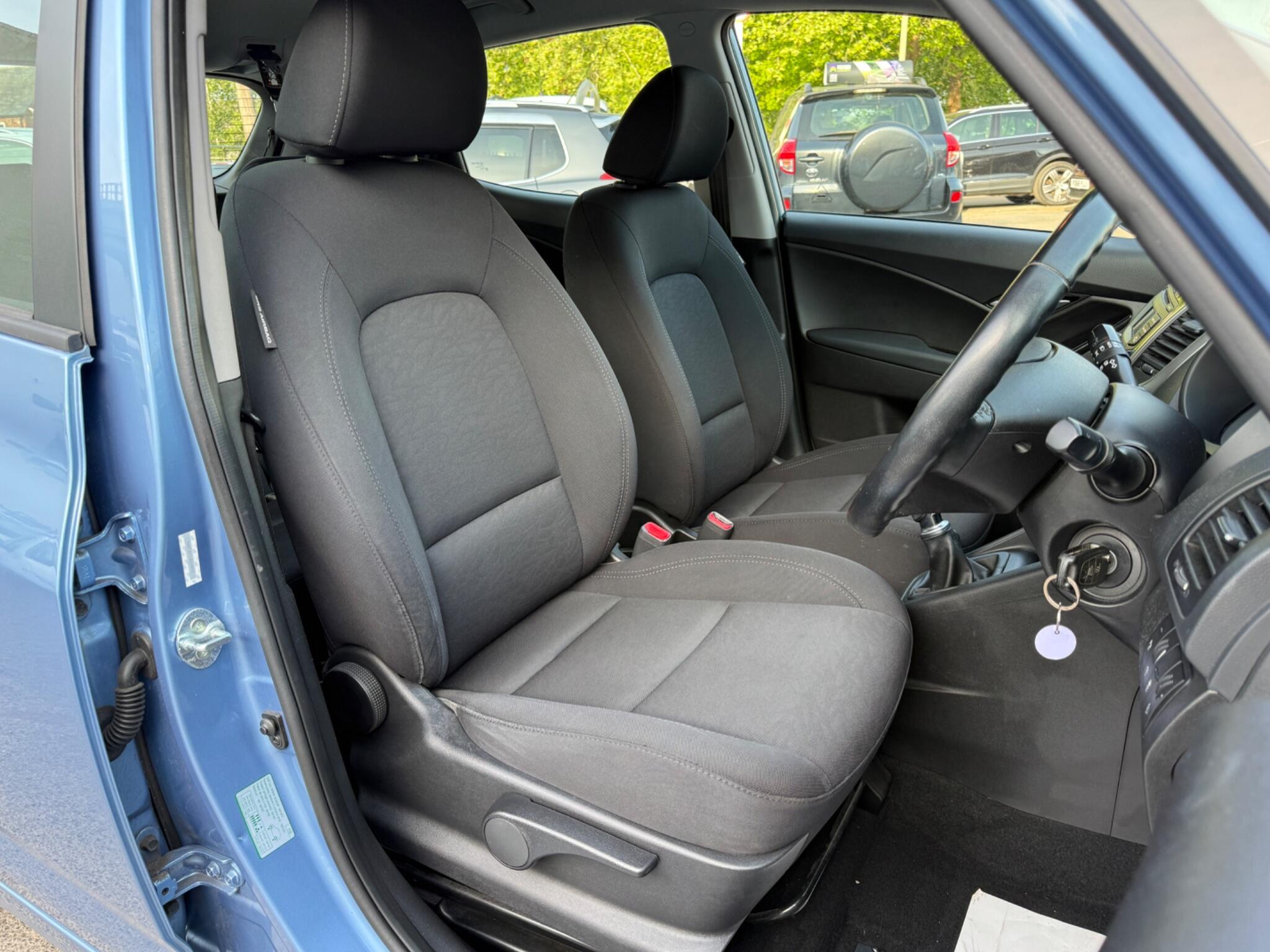 Hyundai ix20 - Image 36