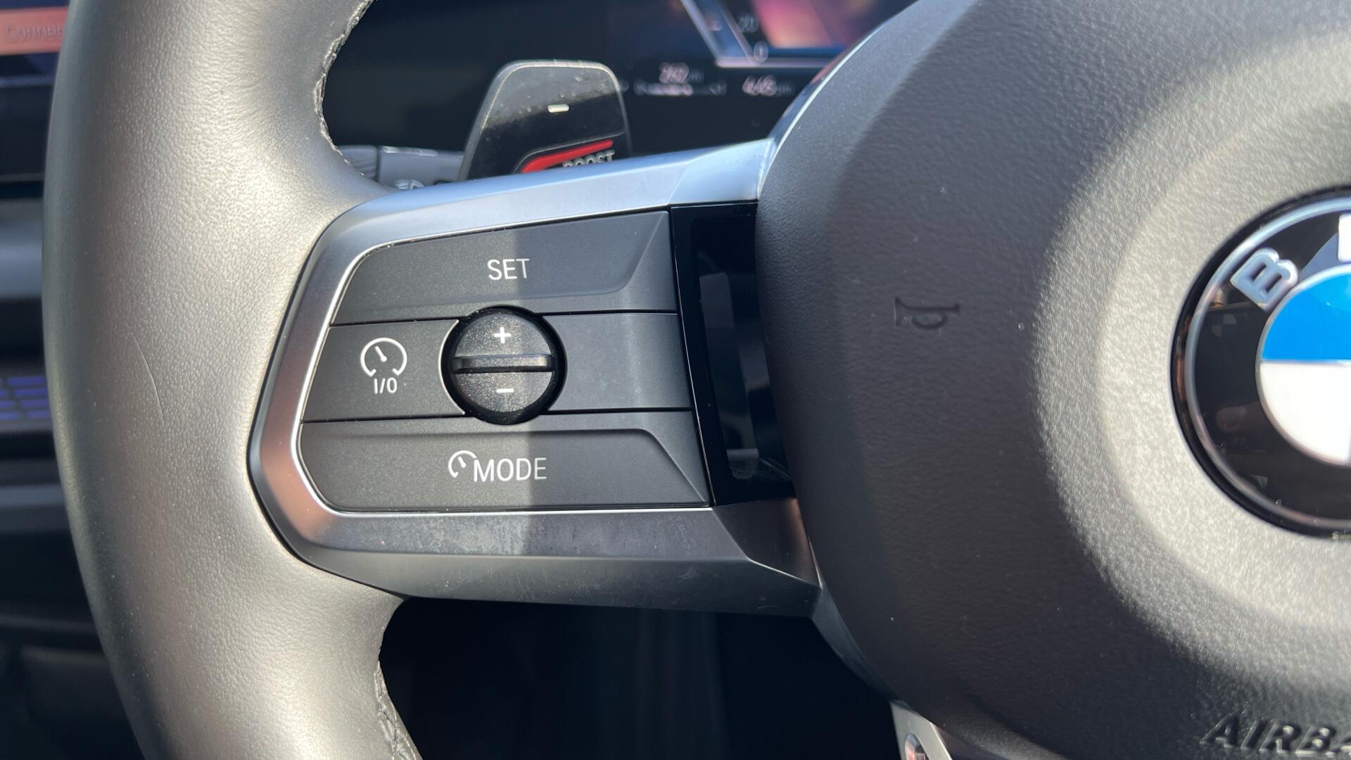 BMW 1 Series view 18