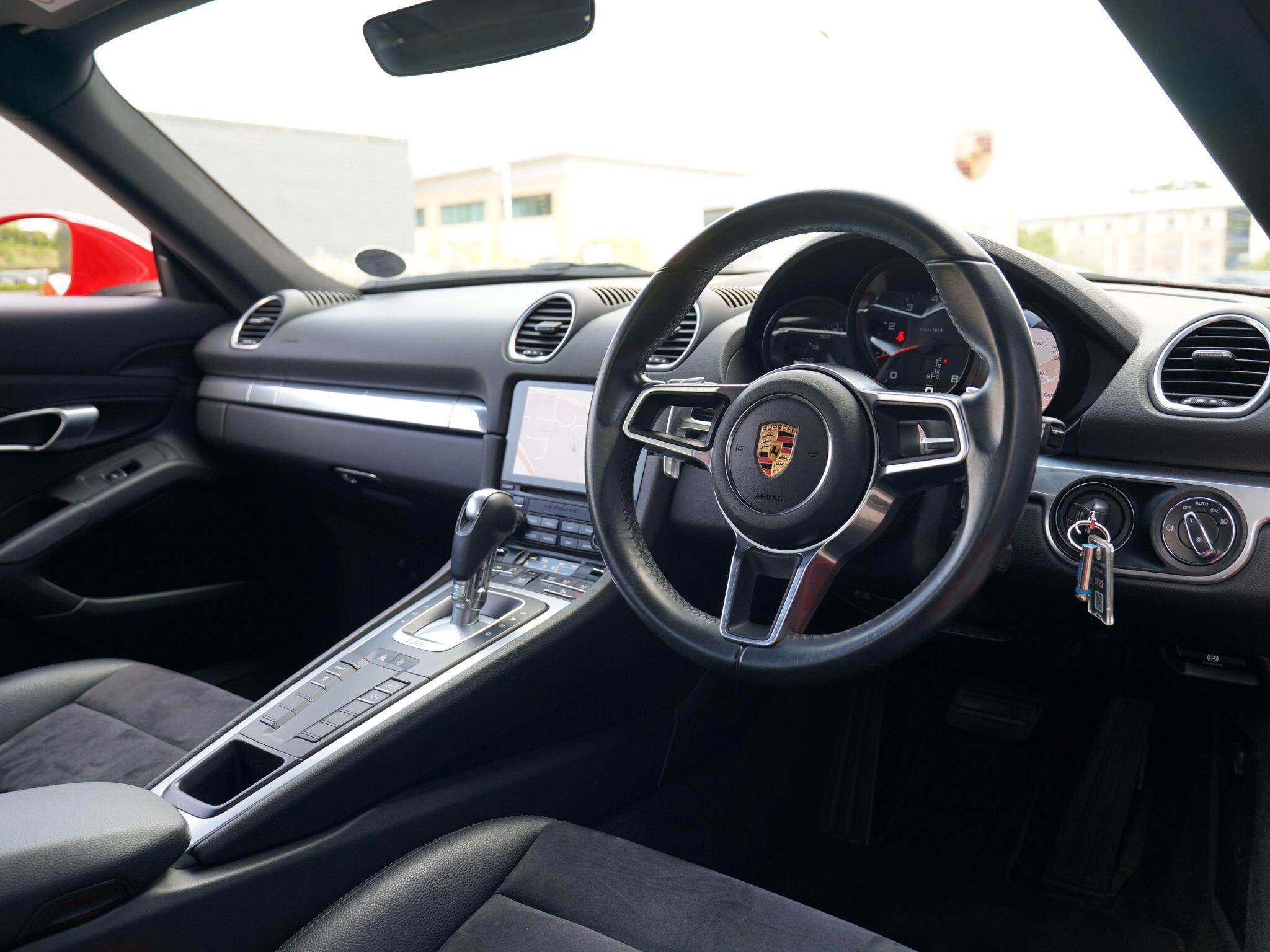 Porsche Cayman view 78