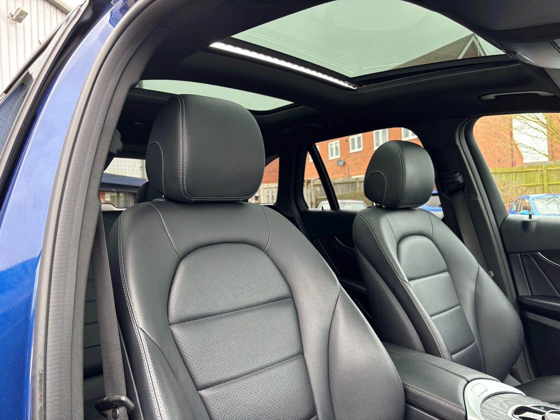 Mercedes-Benz GLC view 31