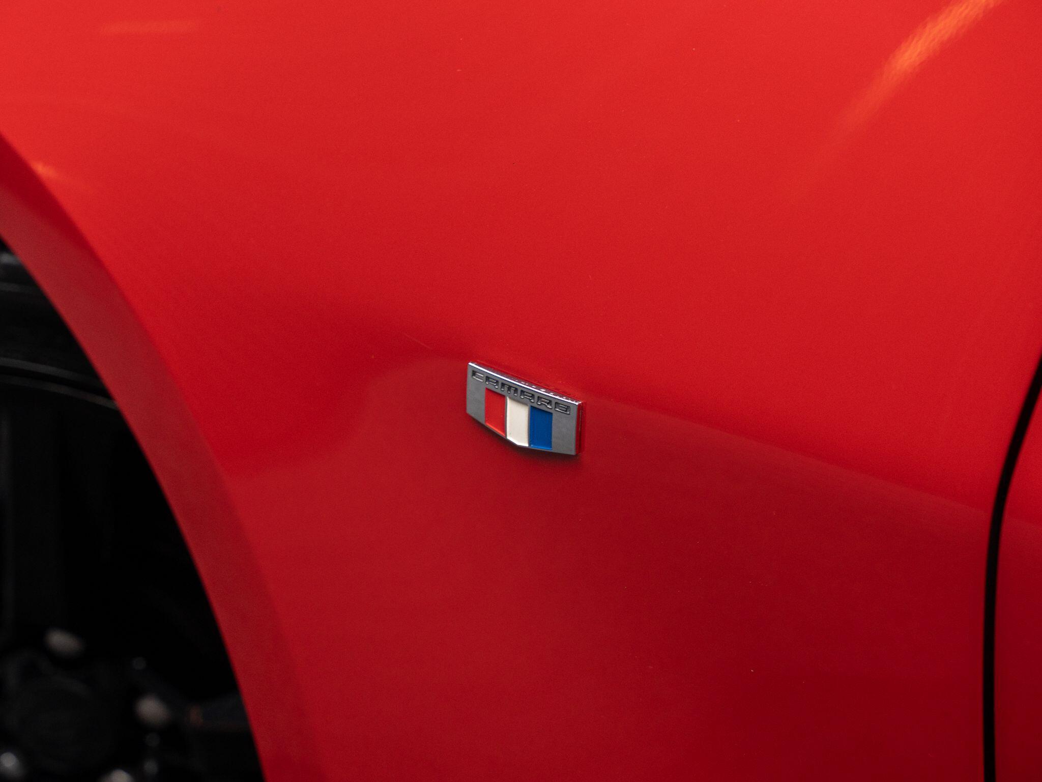 Chevrolet Camaro view 27
