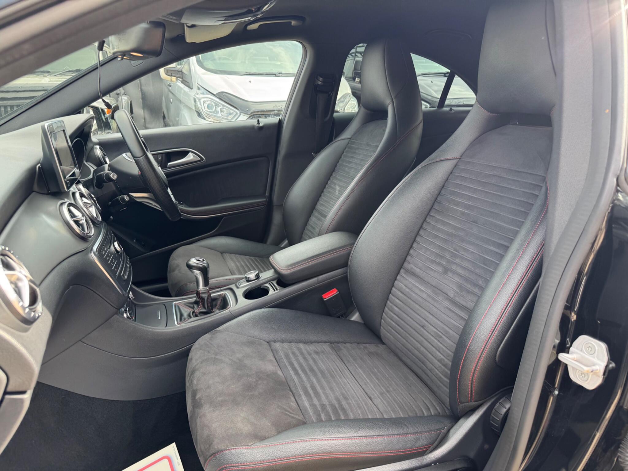 Mercedes-Benz Cla view 50