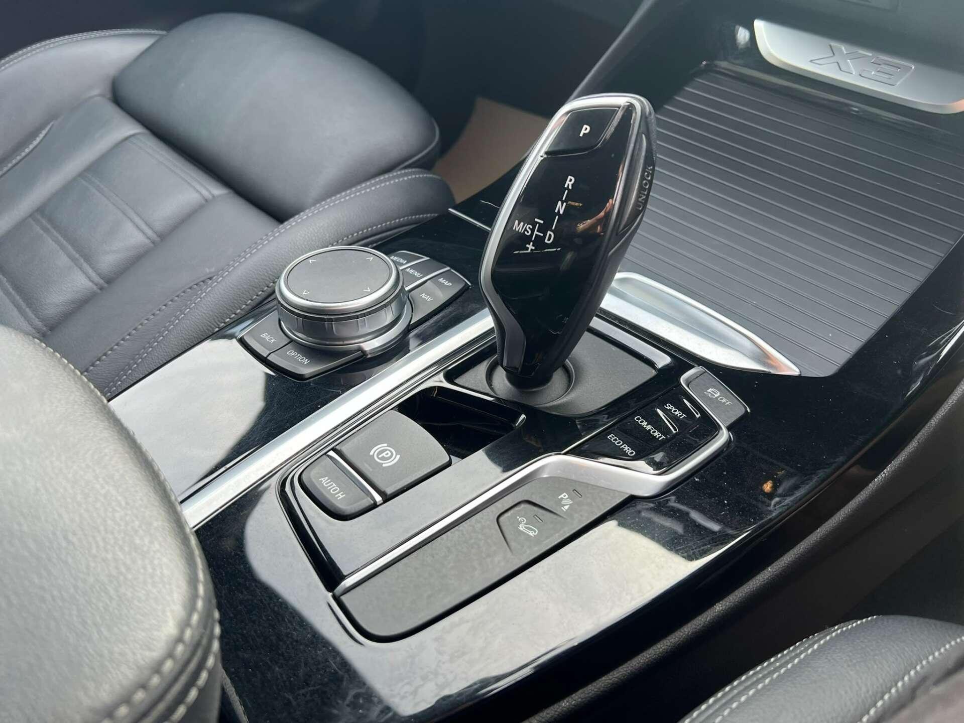 BMW X3 view 17