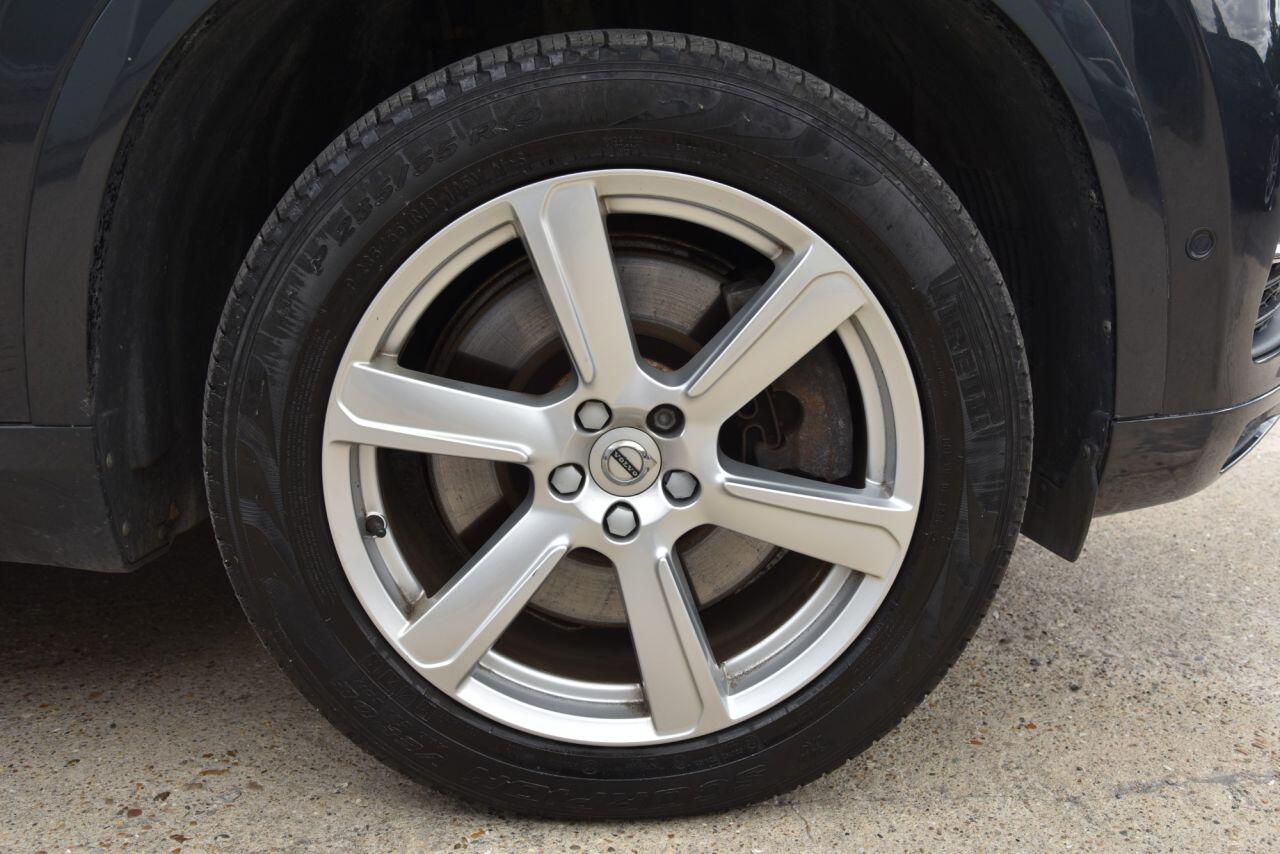 Volvo XC90 view 63