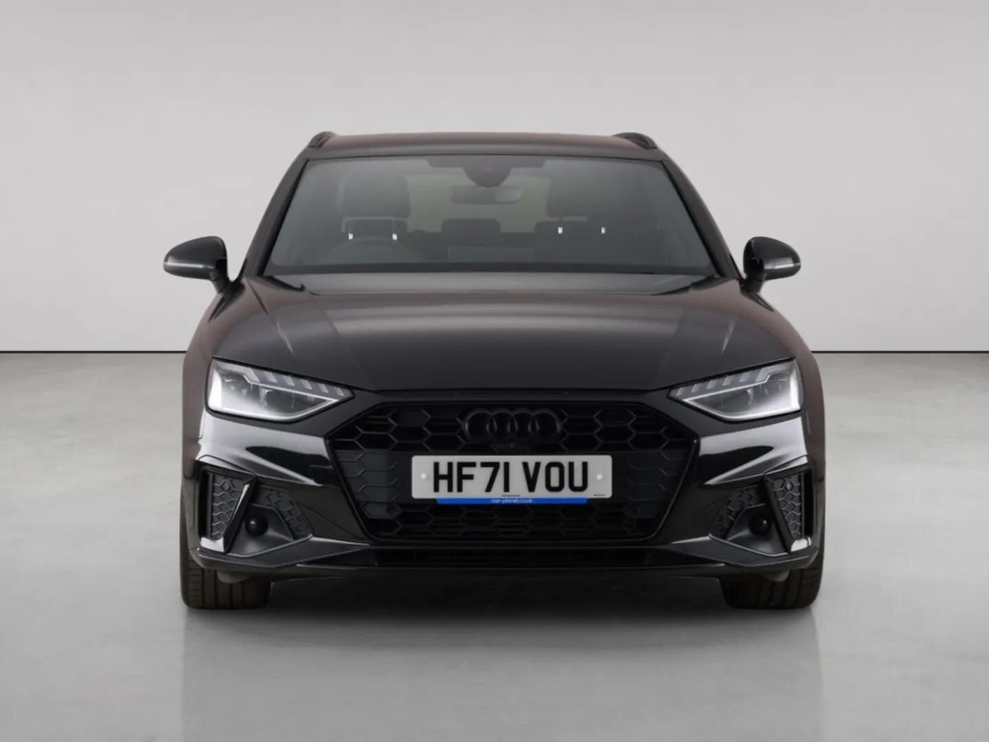 Audi A4 view 5
