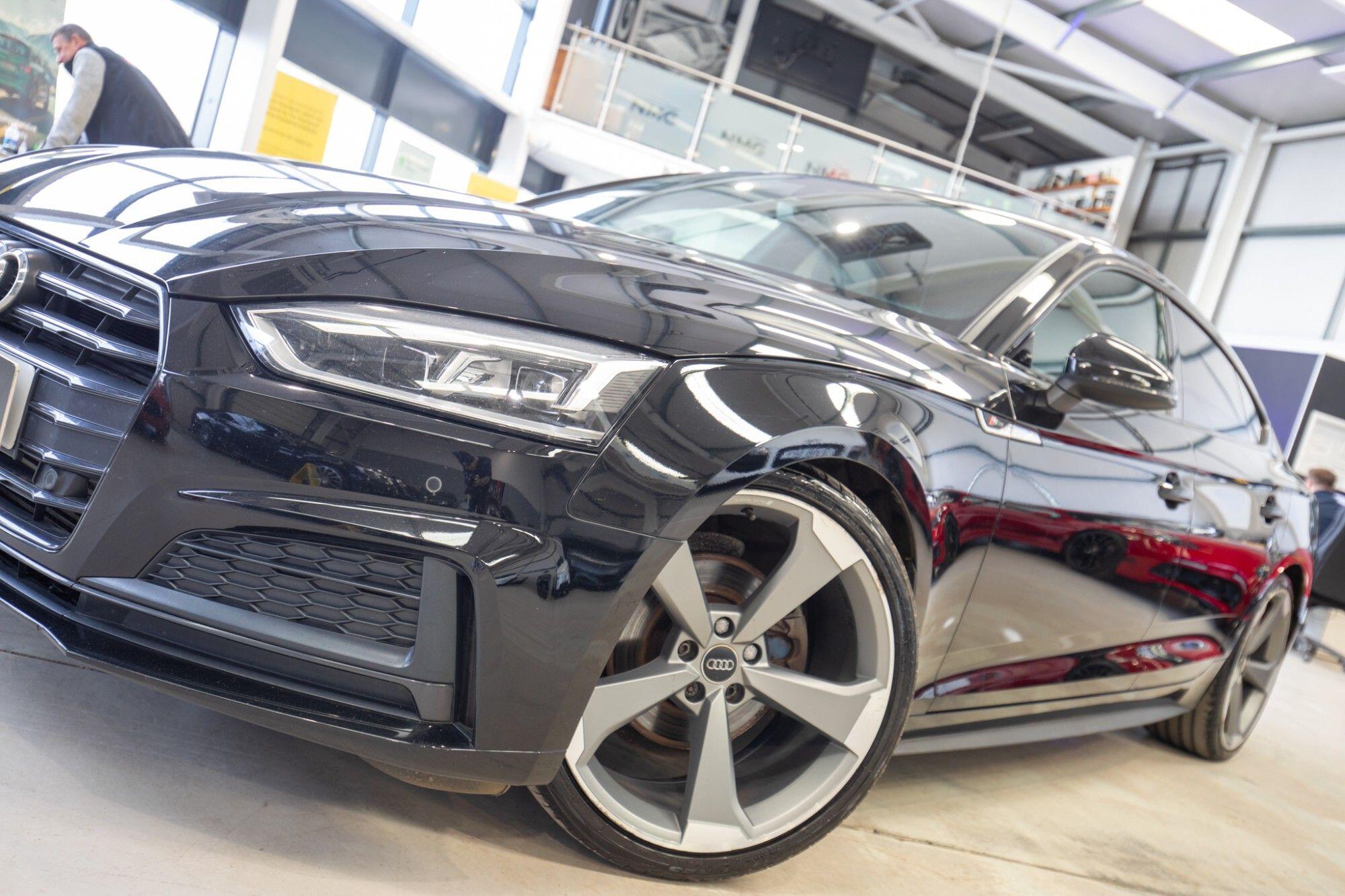 Audi A5 view 6