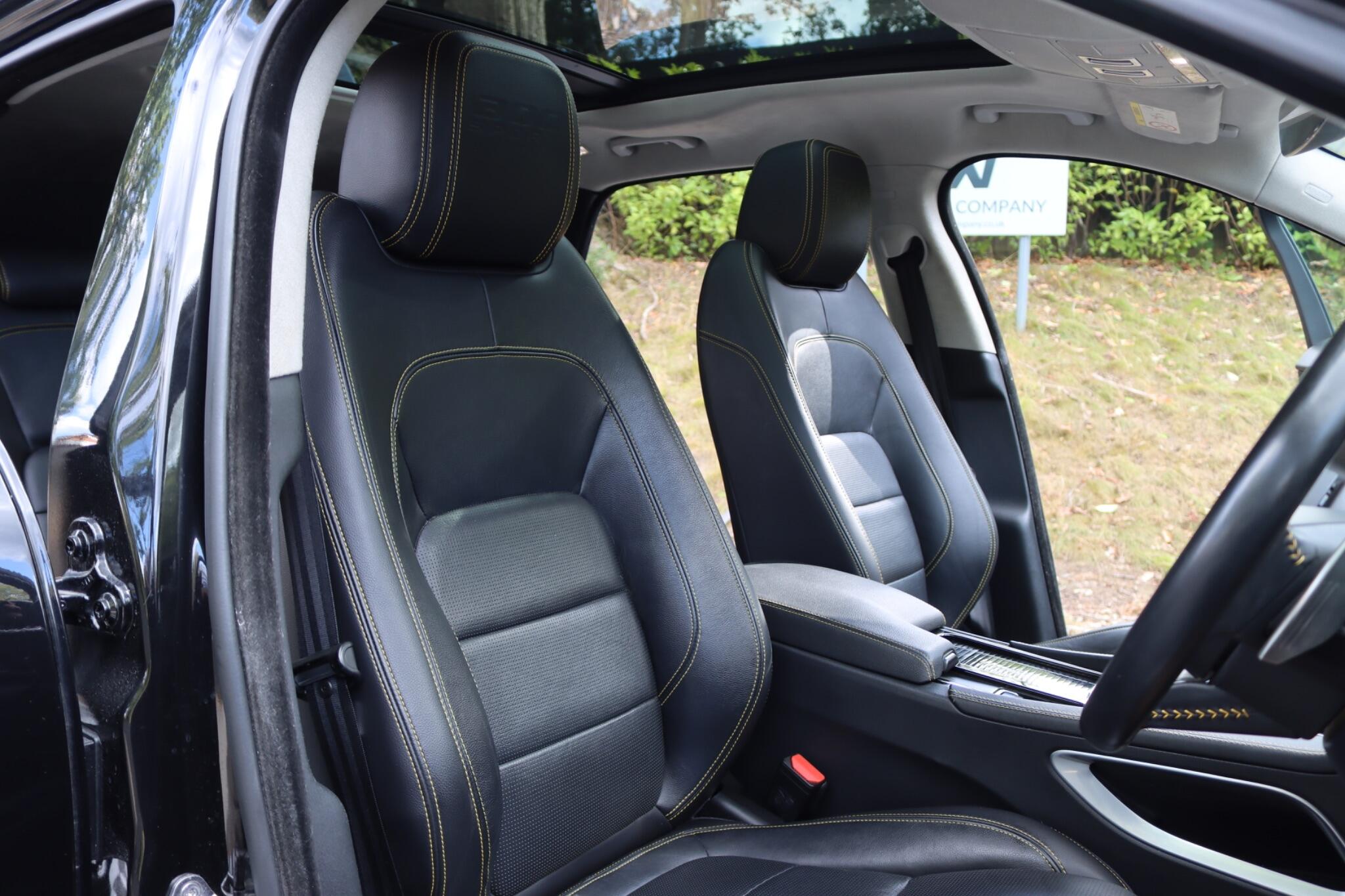 Jaguar F-Pace view 4