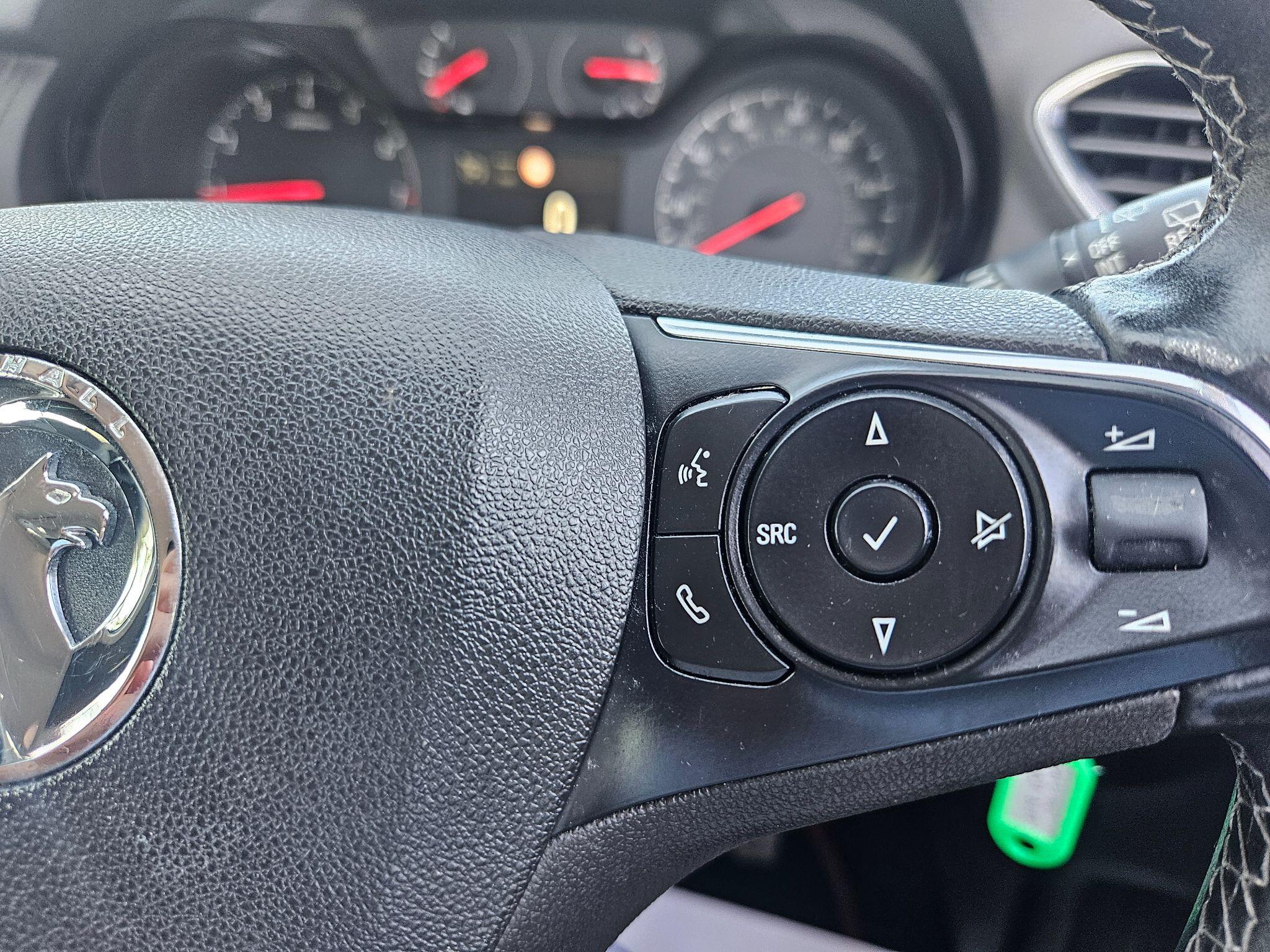 2019 Vauxhall Grandland X image 35