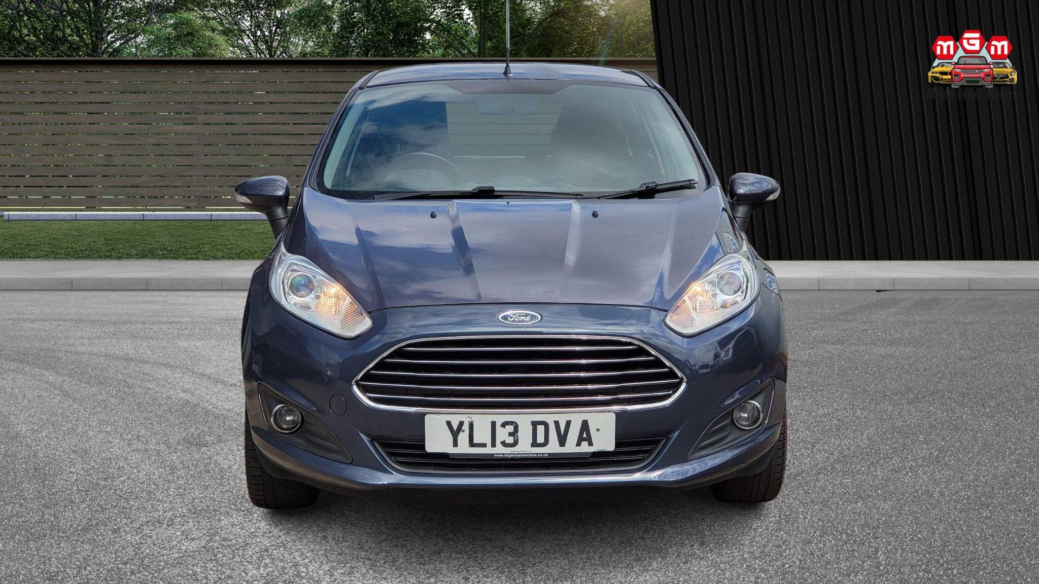Ford Fiesta view 3