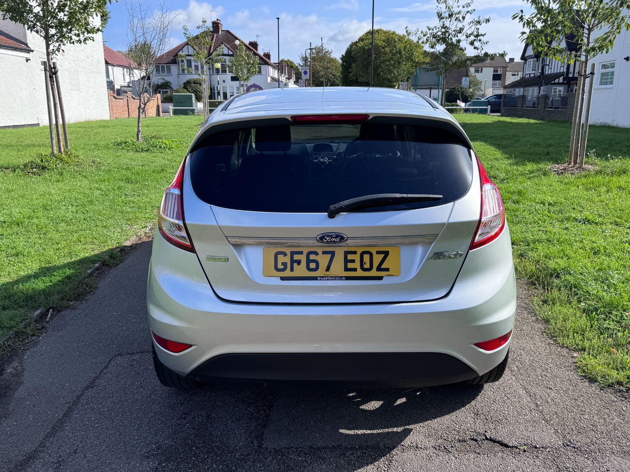 2017 Ford Fiesta image 13