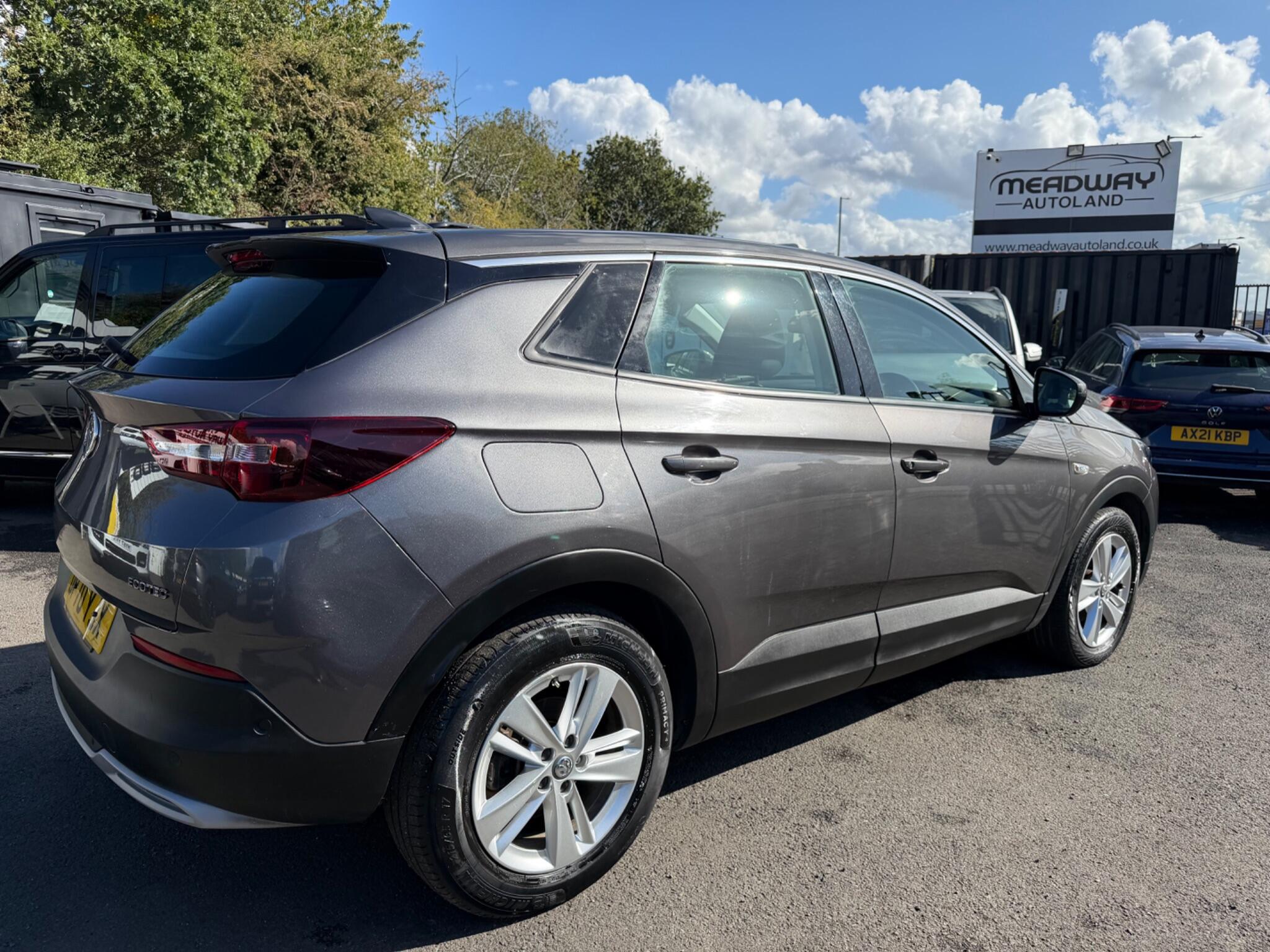 Vauxhall Grandland X view 12