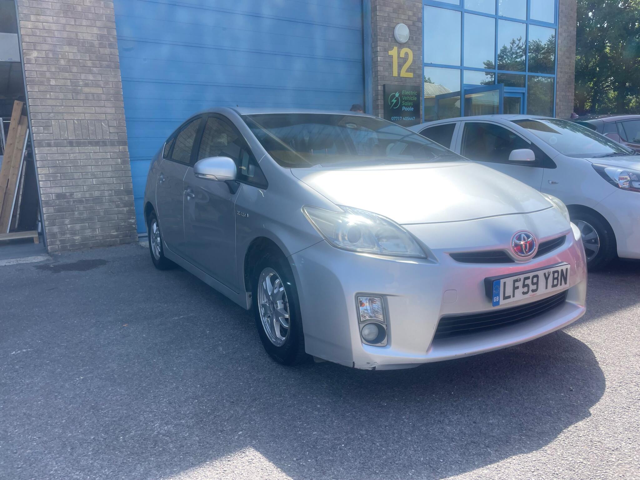 2009 TOYOTA PRIUS T3 HATCHBACK 5DR 2009 AUTOMATIC ODOMETER 137126 MILES PETROL HYBRID OUR PRICE... photo
