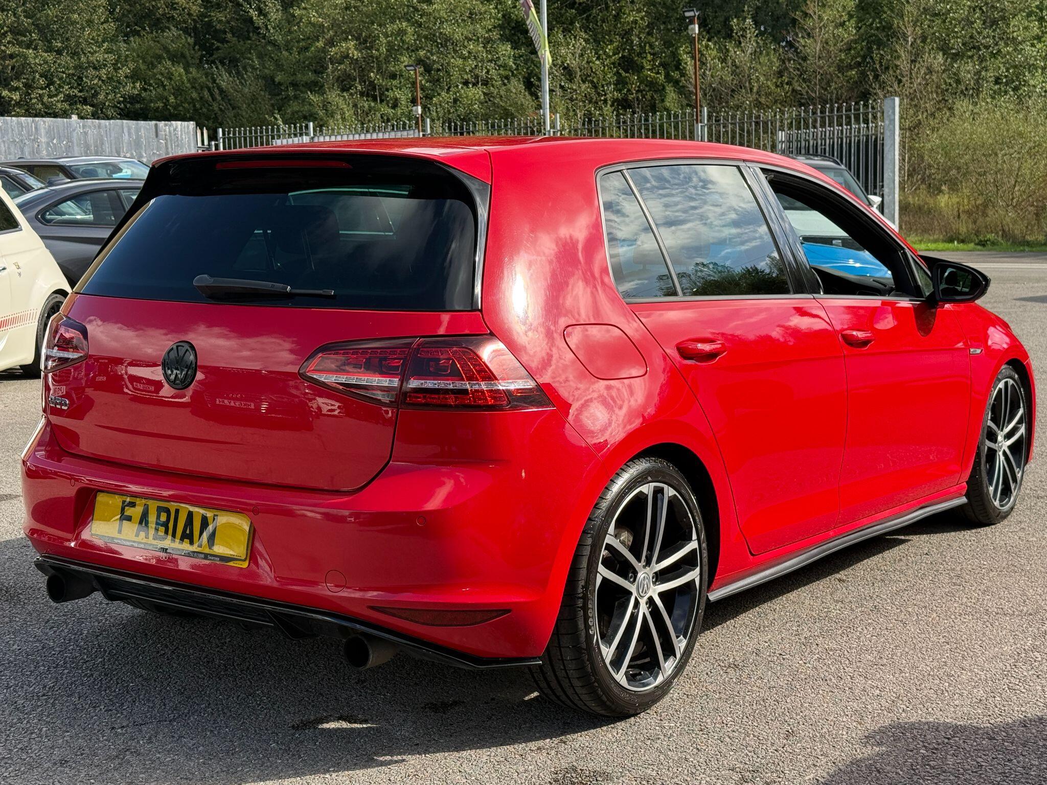Volkswagen Golf view 8