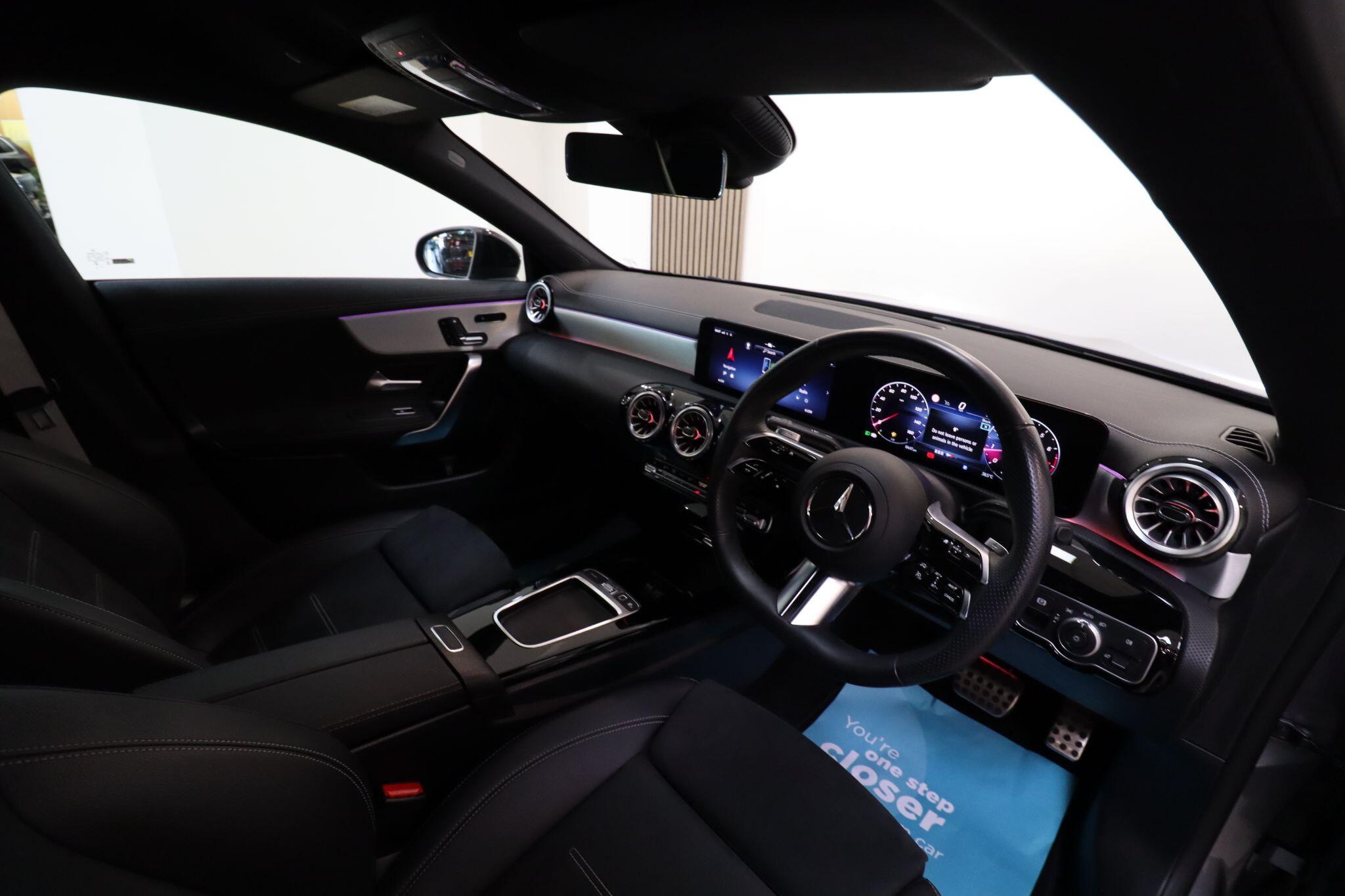 Mercedes-Benz Cla view 16