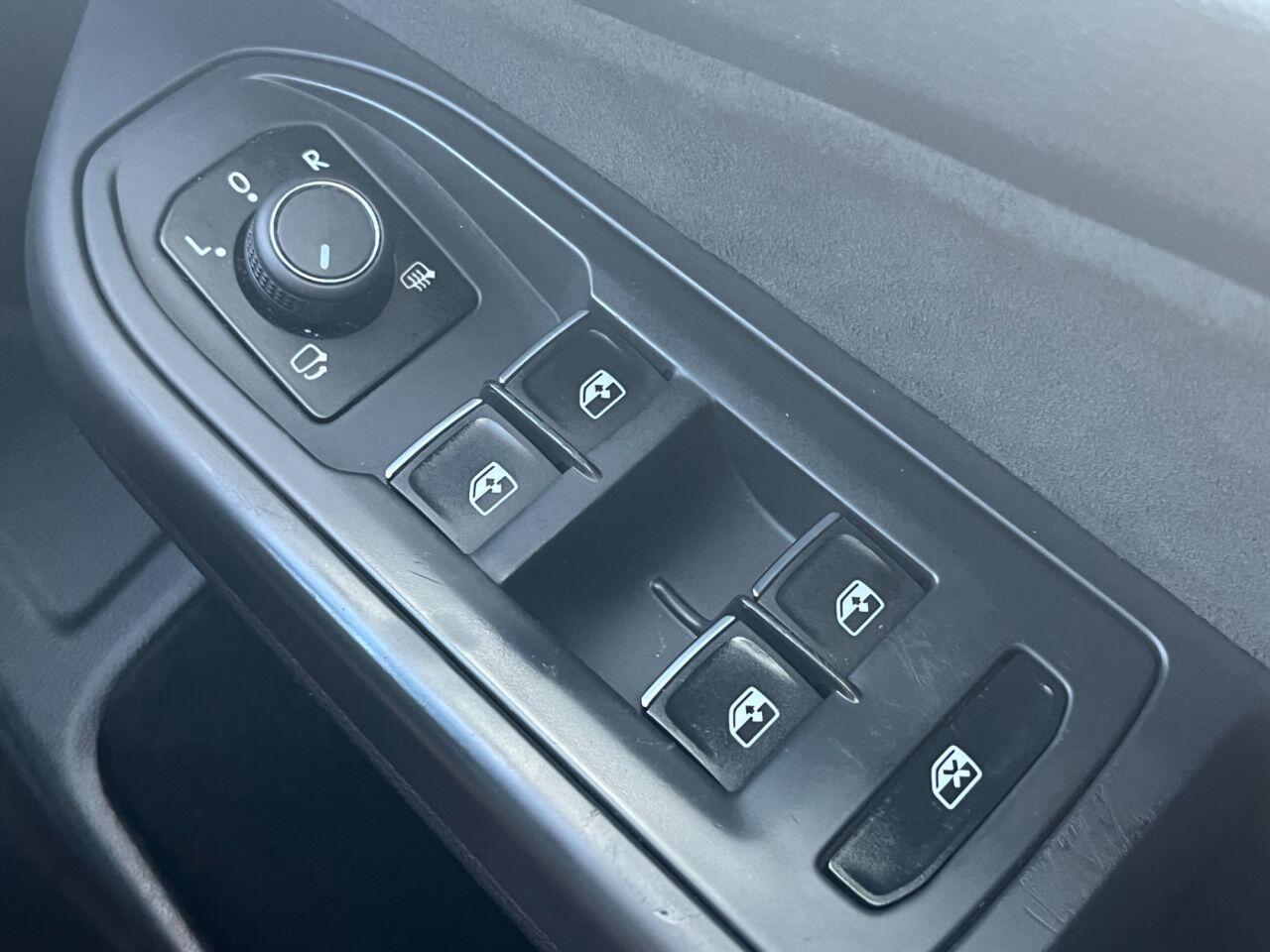 Volkswagen Golf view 15