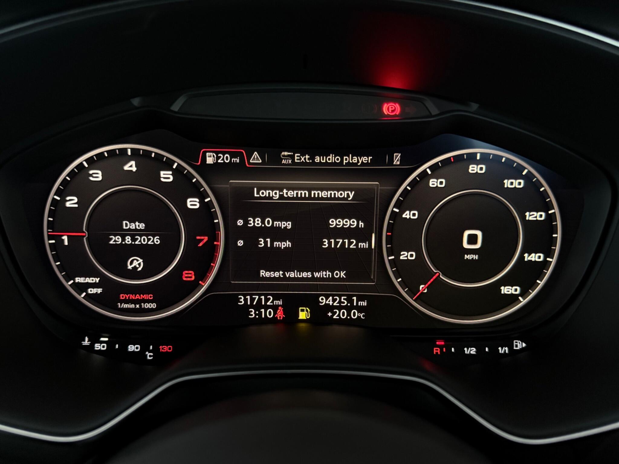 Audi TT view 16