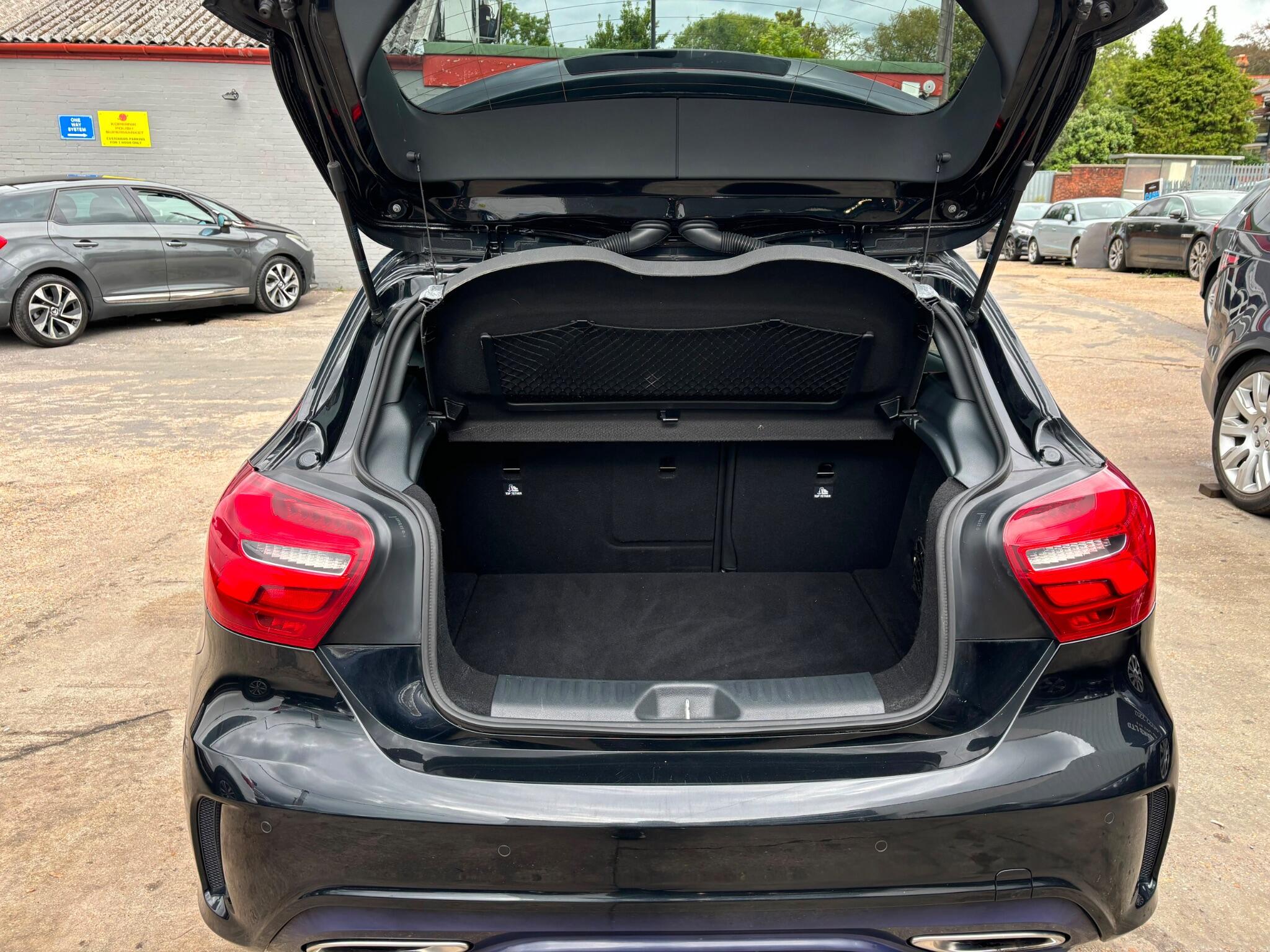 Mercedes-Benz A-Class view 24