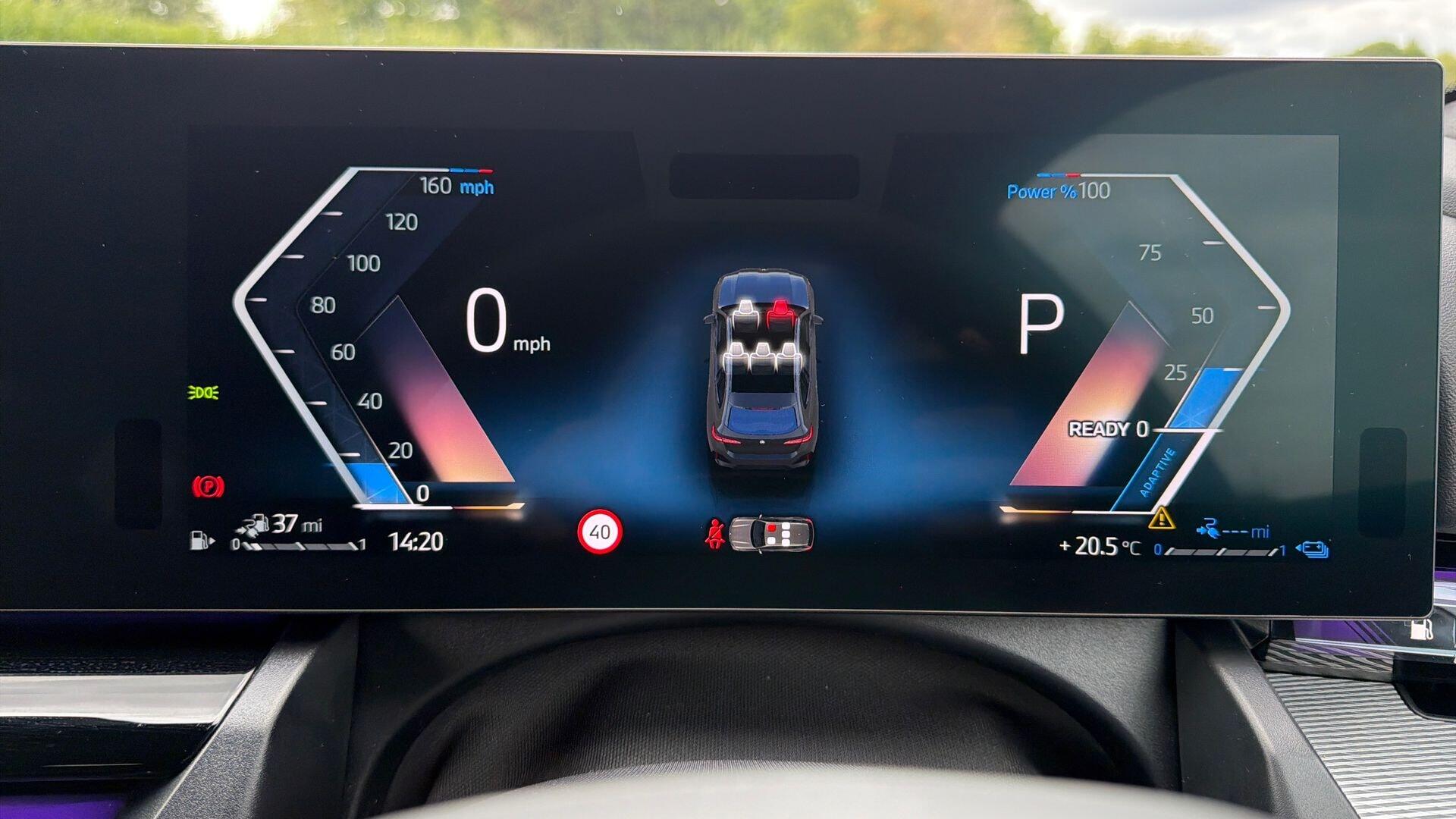 BMW 5 Series view 9