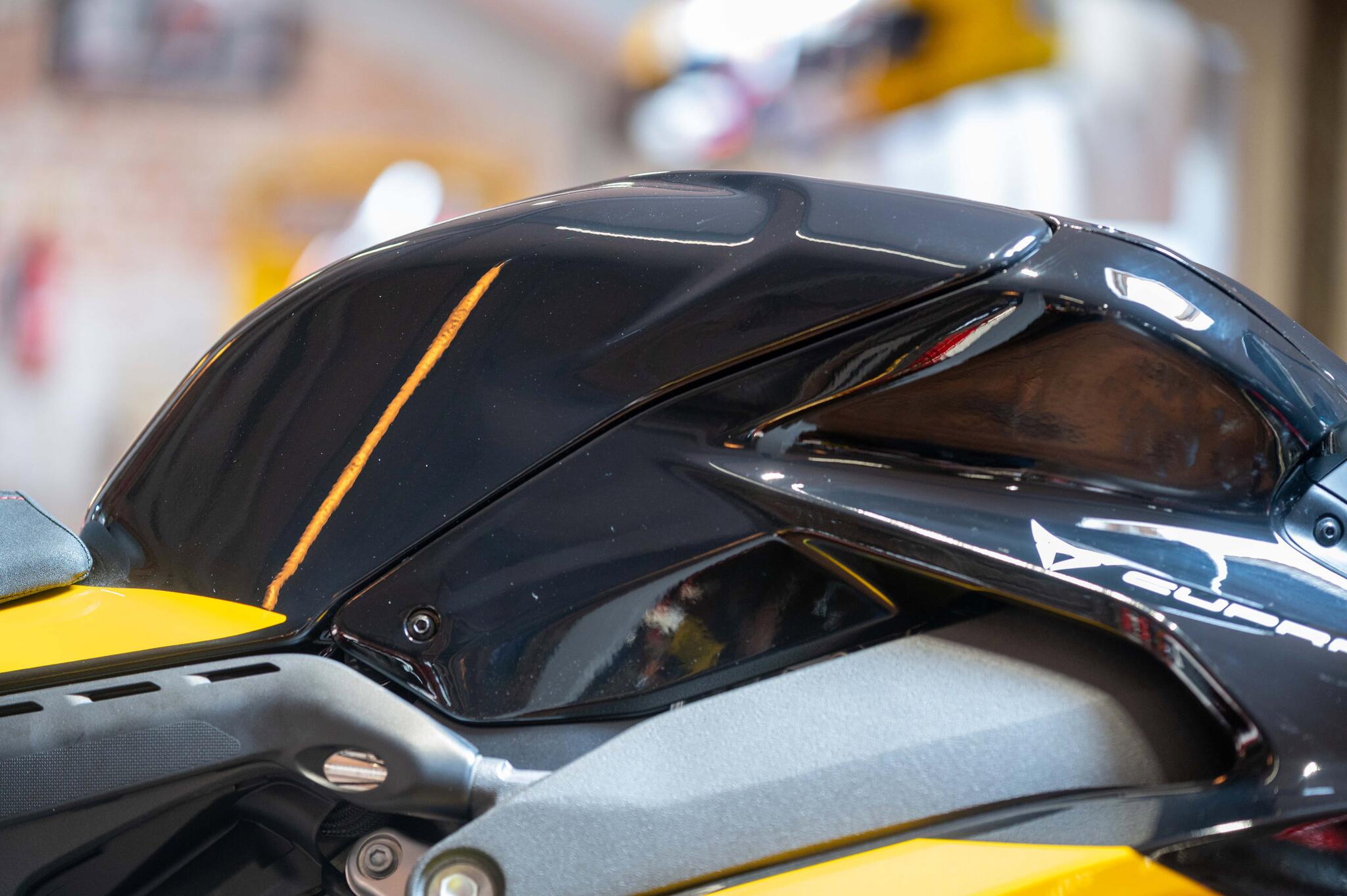 Ducati Panigale V4 view 8