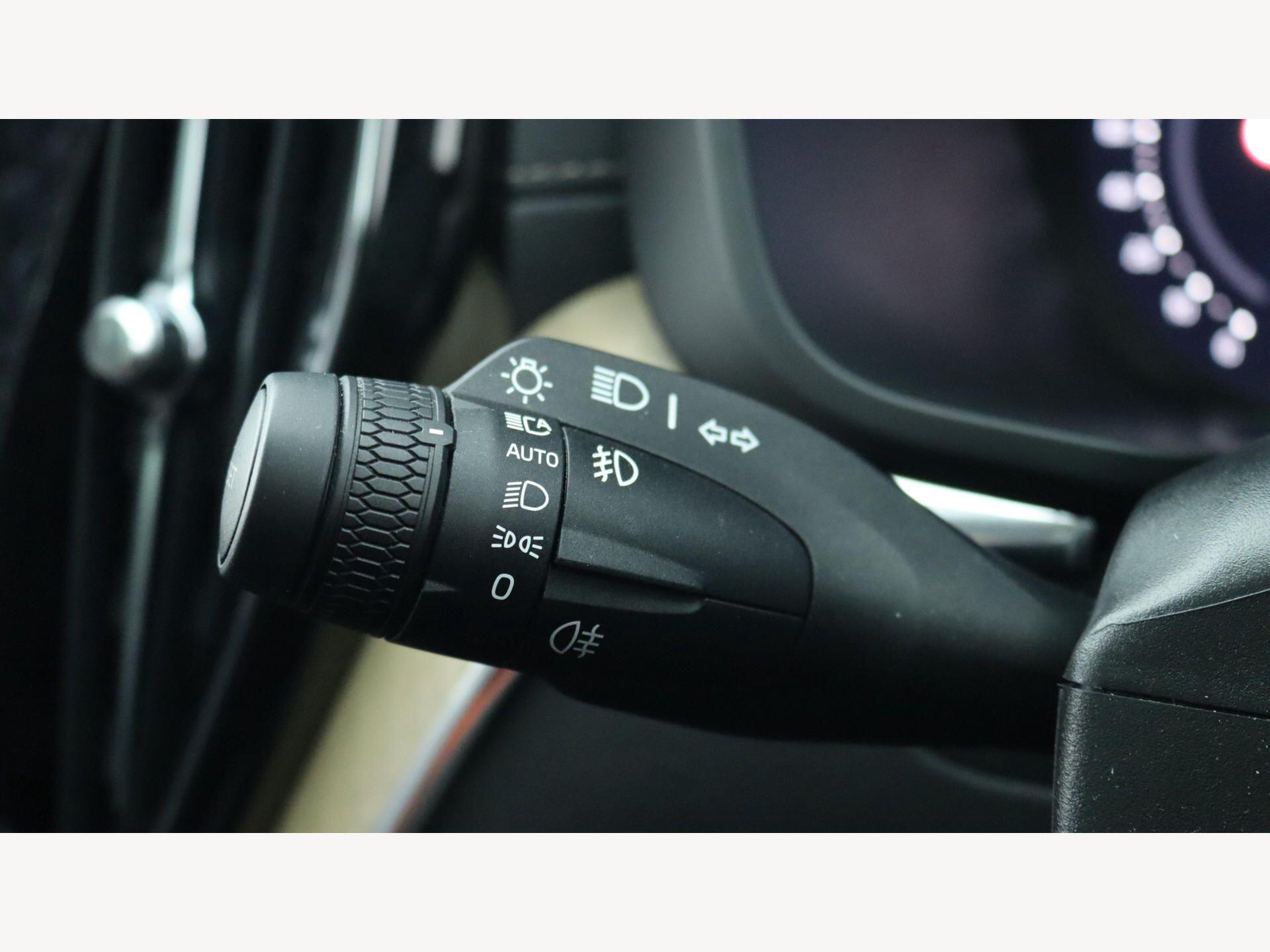 Volvo XC60 view 21