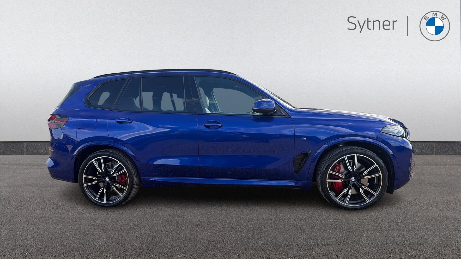 BMW X6 view 3