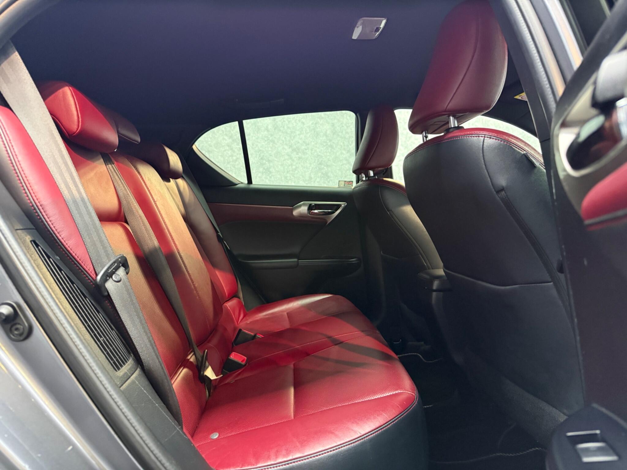 Lexus CT view 9