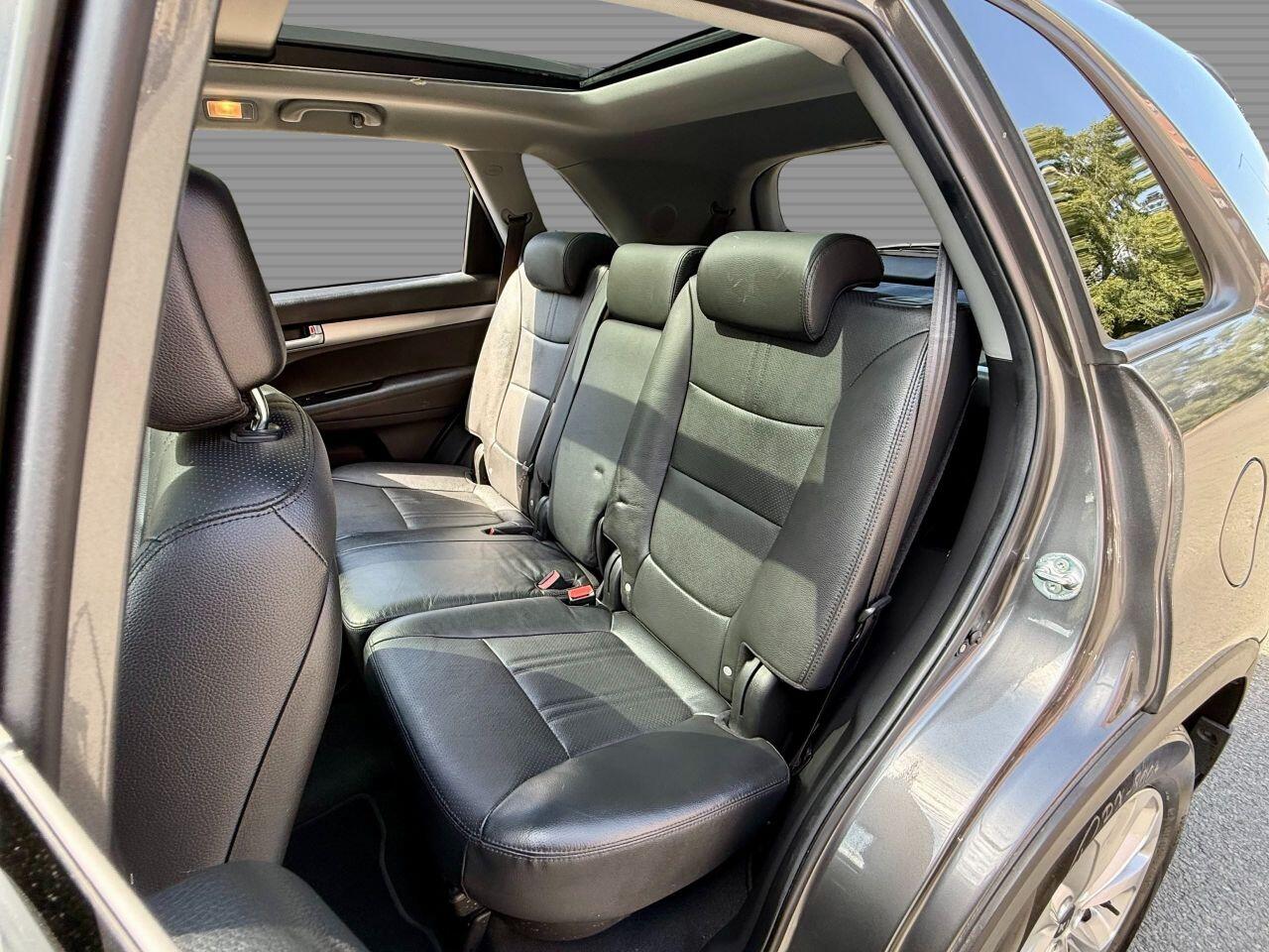 Kia Sorento view 35