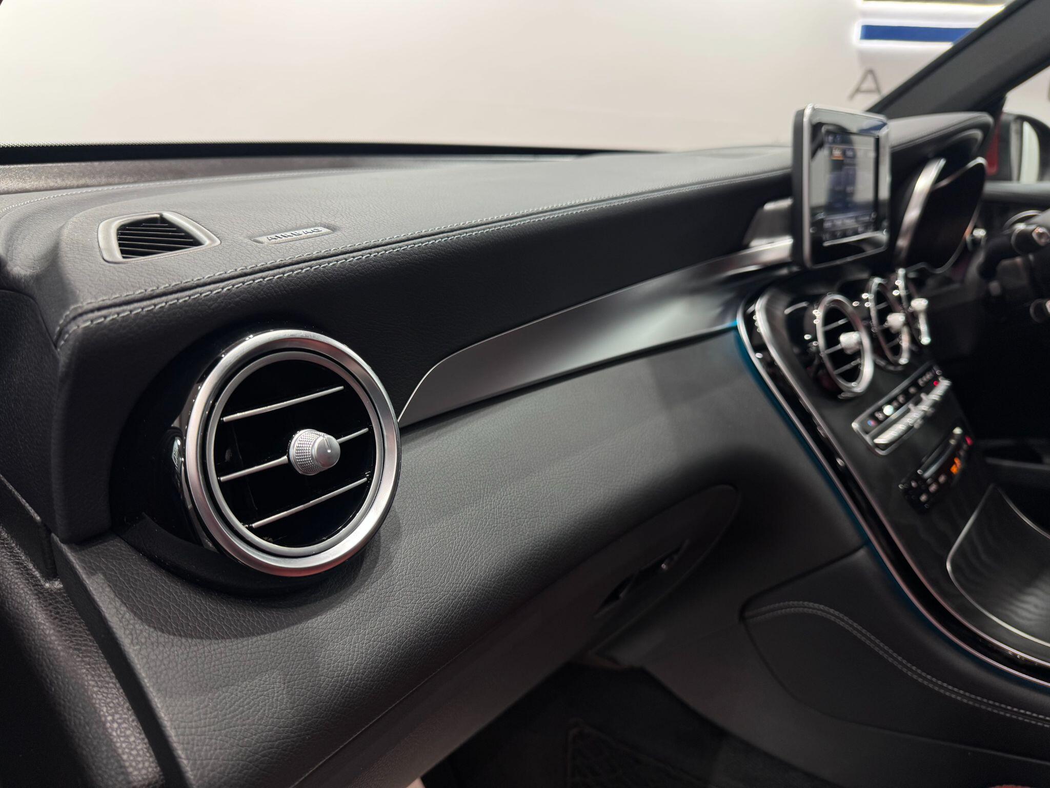 Mercedes-Benz GLC view 58