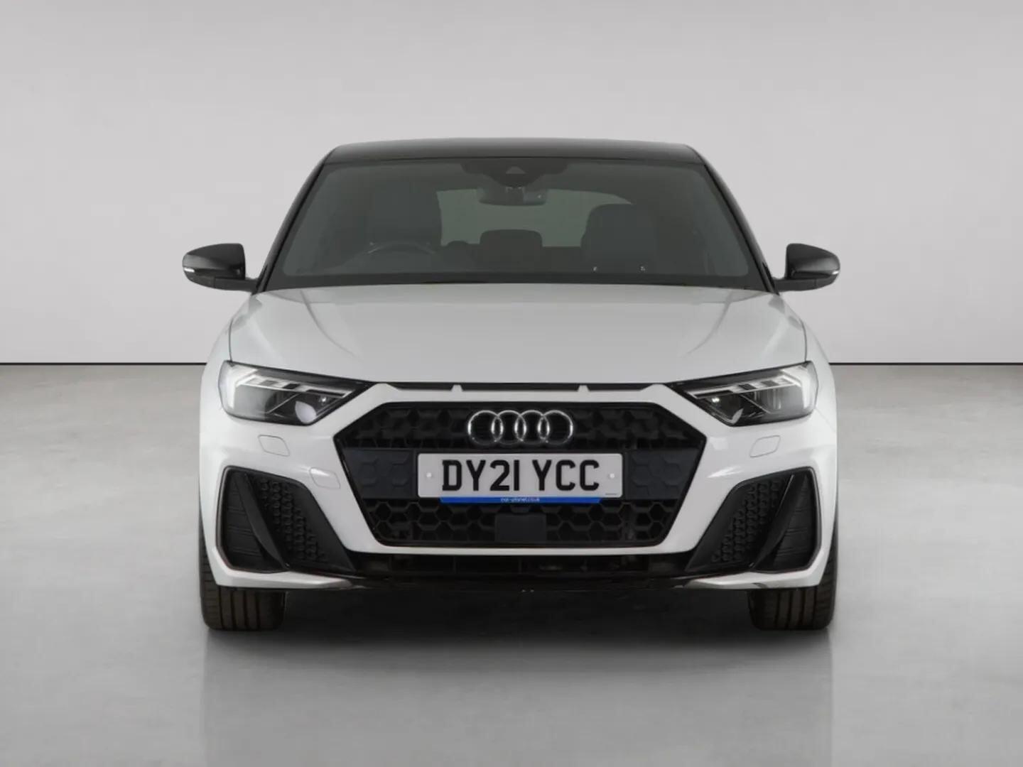 Audi A1 view 4