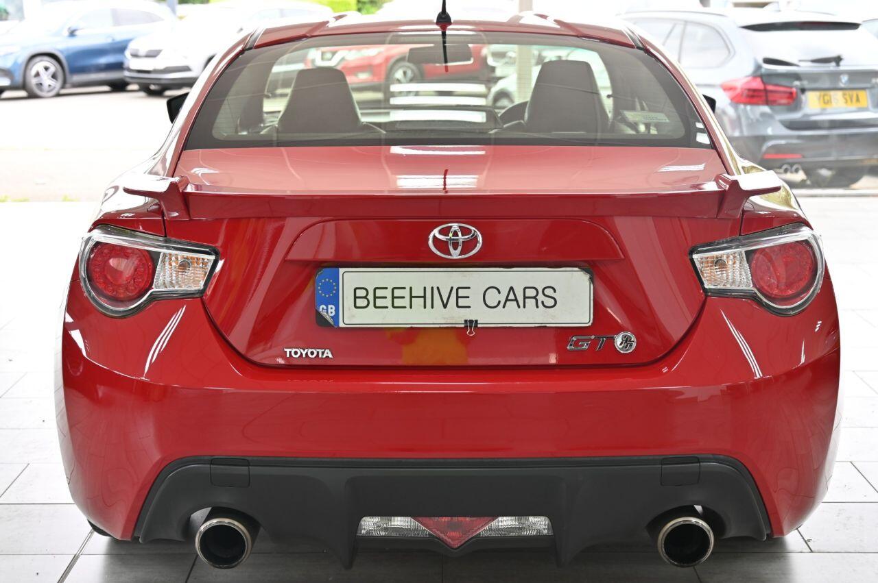 Toyota GT86 view 9