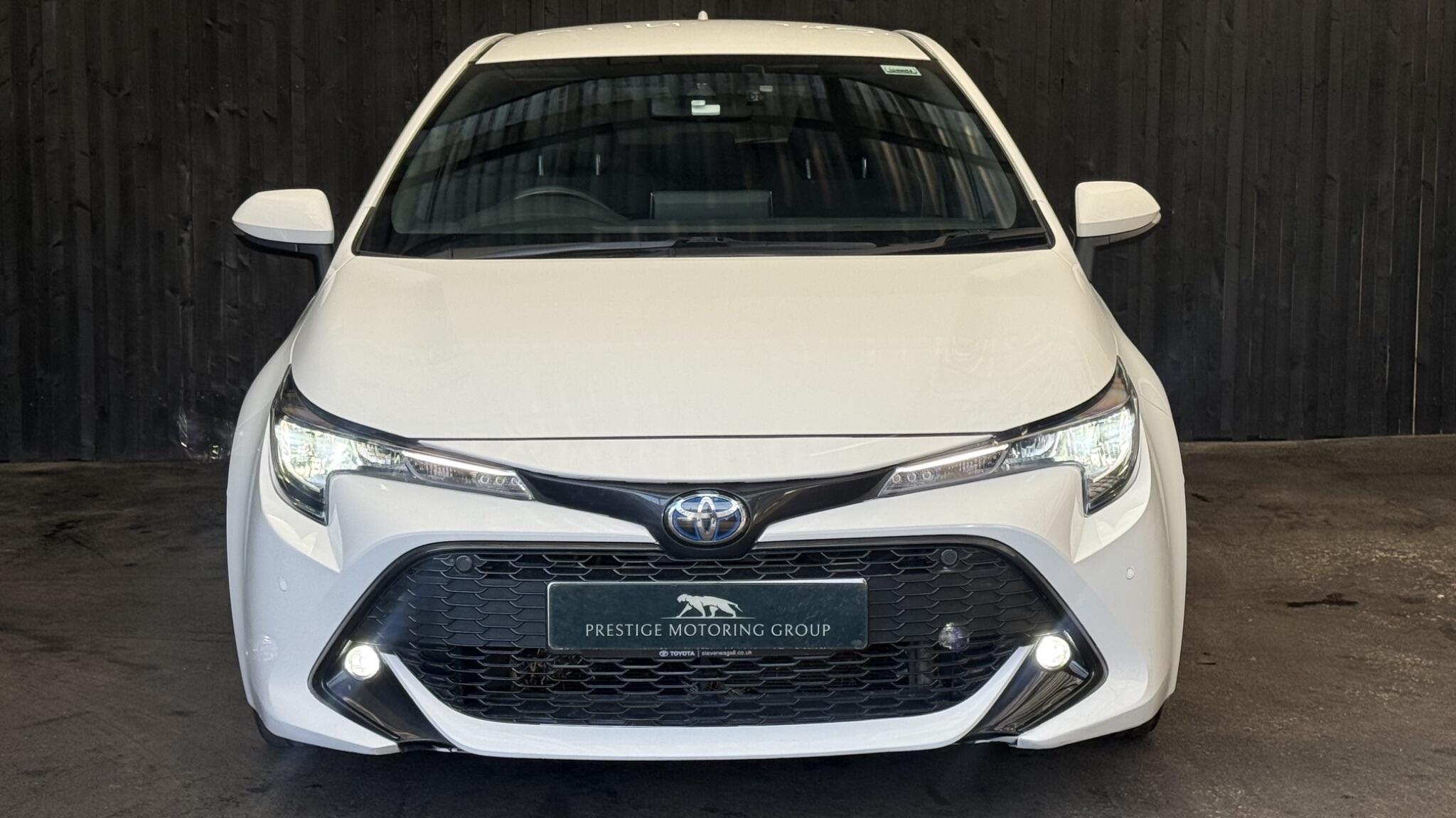 Toyota Corolla view 3