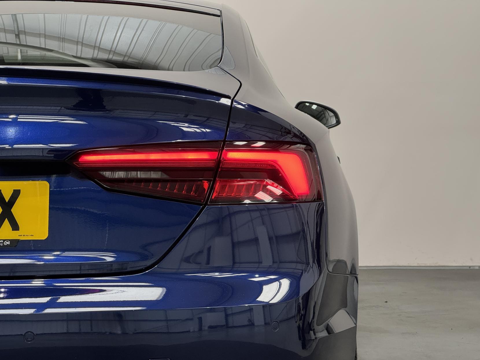 Audi S5 view 11