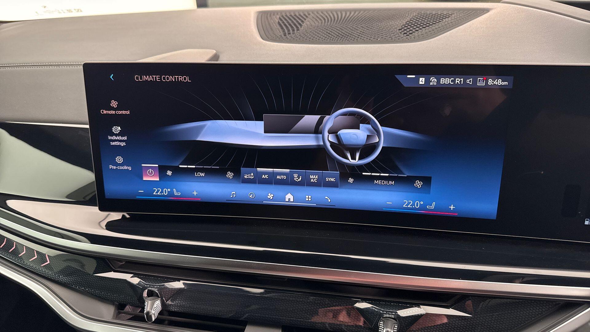 BMW X5 view 26