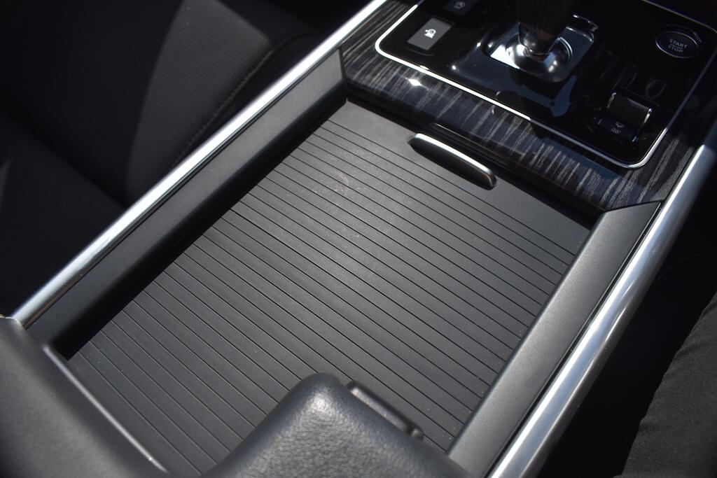 Jaguar Xe view 68