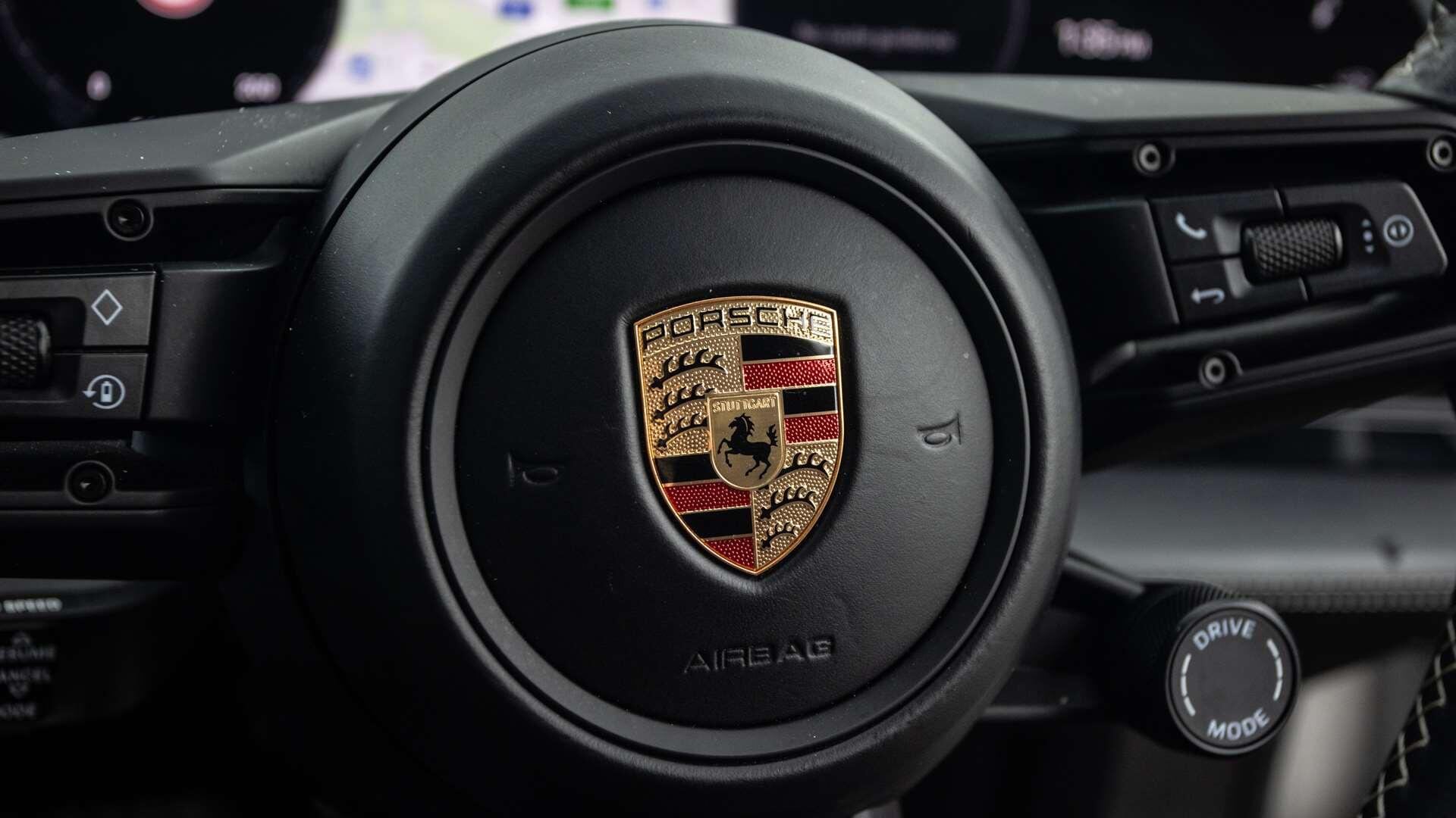 Porsche Taycan view 34