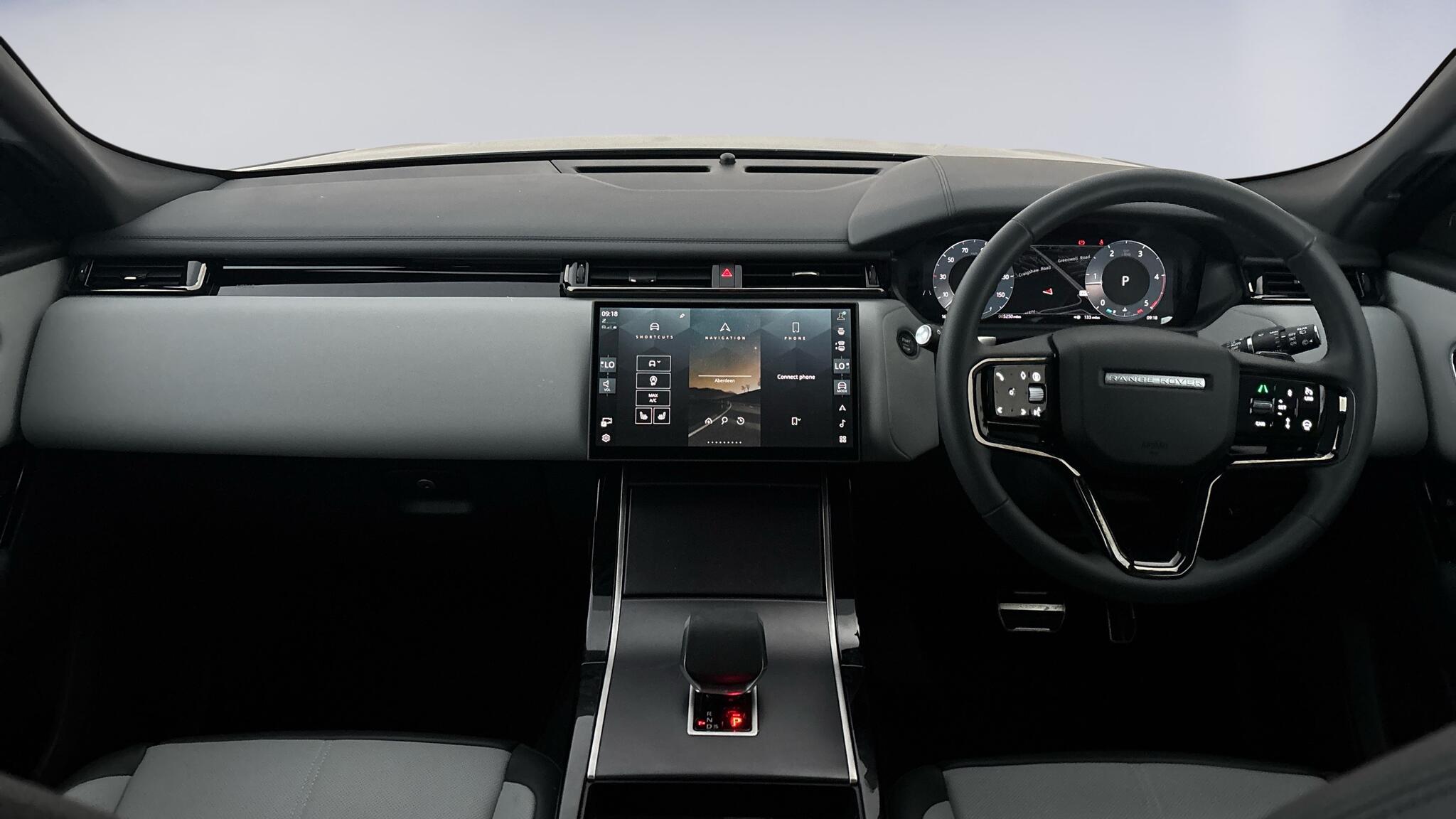 Land Rover Range Rover Velar view 9