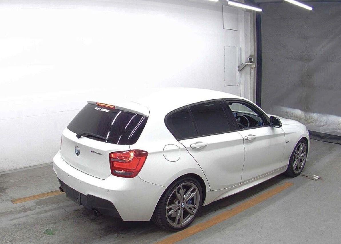 BMW 1 Series view 4