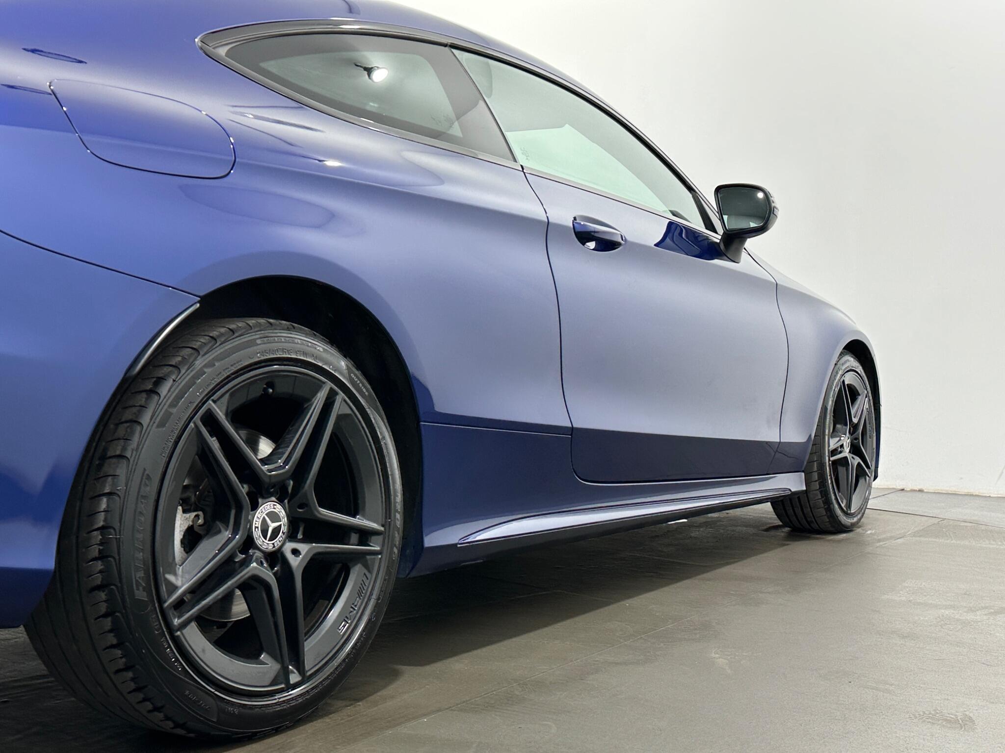 Mercedes-Benz C-Class view 46