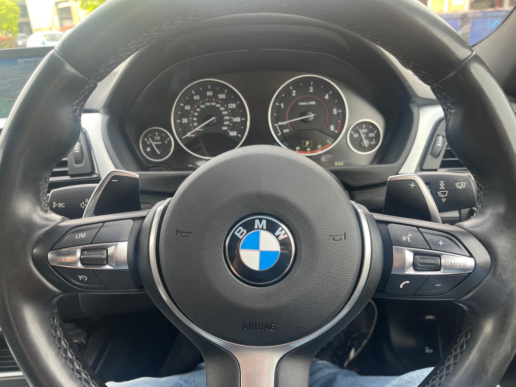 BMW 3 Series view 38