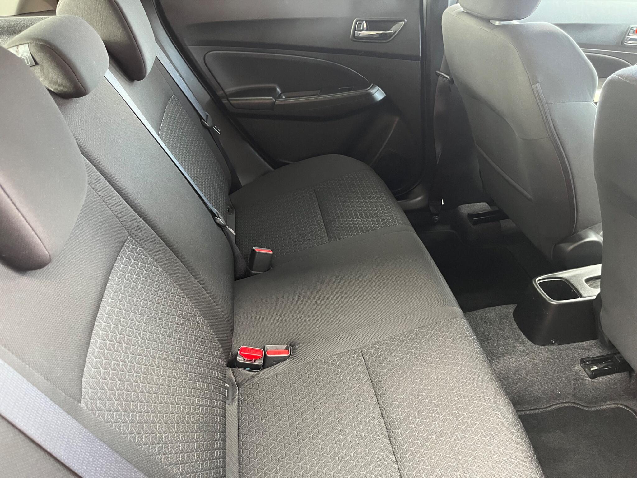 Suzuki Swift view 37