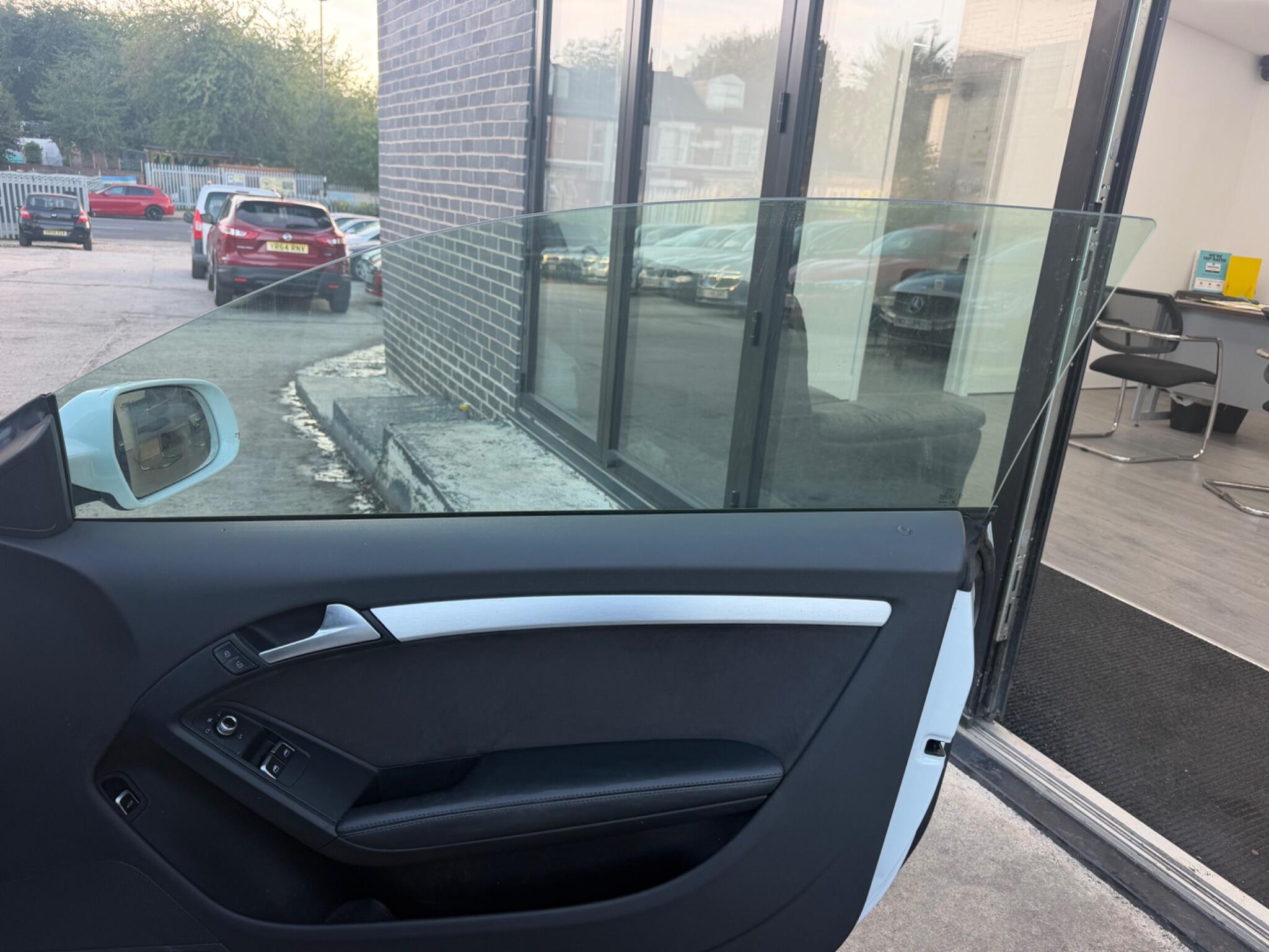 Audi A5 view 9