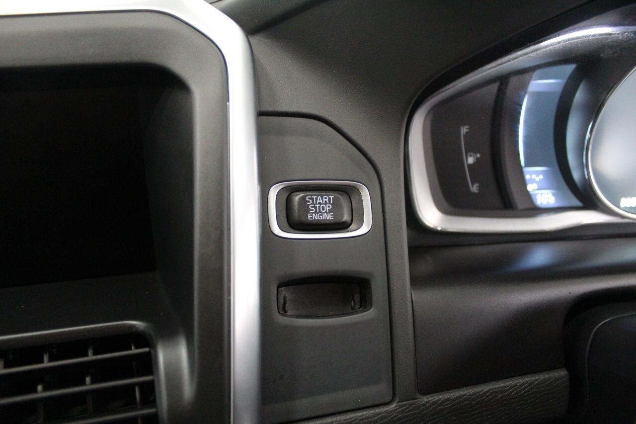 Volvo XC60 view 43