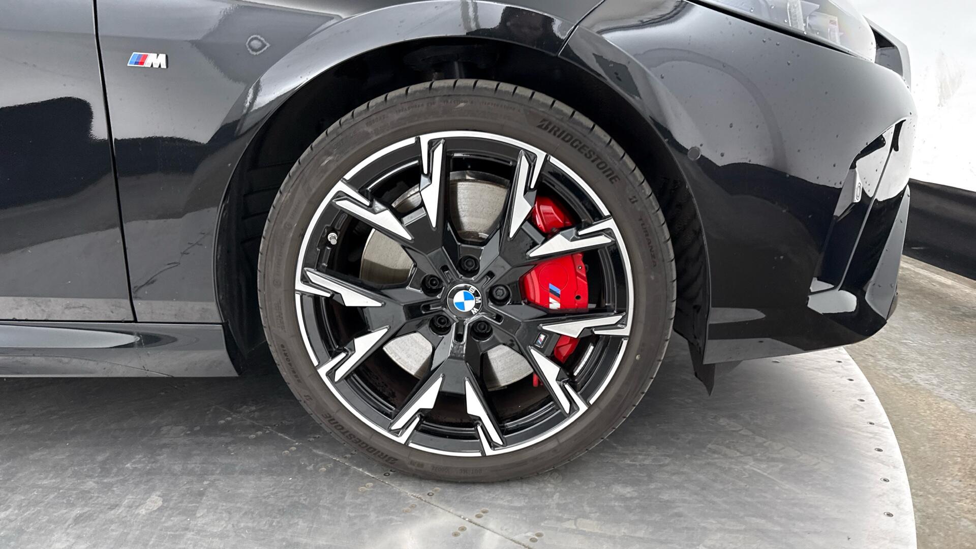 BMW 2 Series view 14