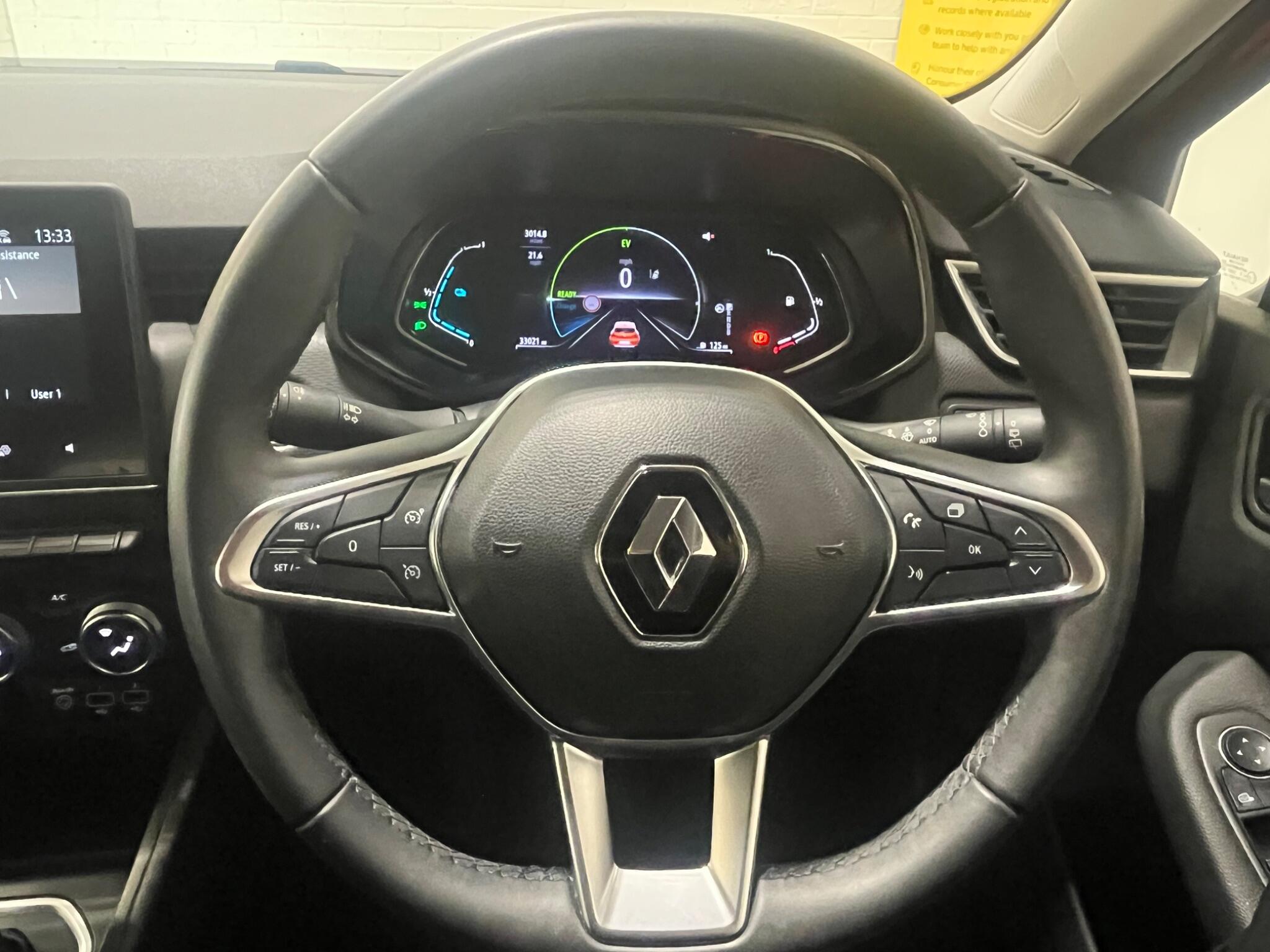 2022 Renault Clio 1.6 E-TECH Evolution Auto Euro 6 (s/s) 5dr • 33,021 miles image 40