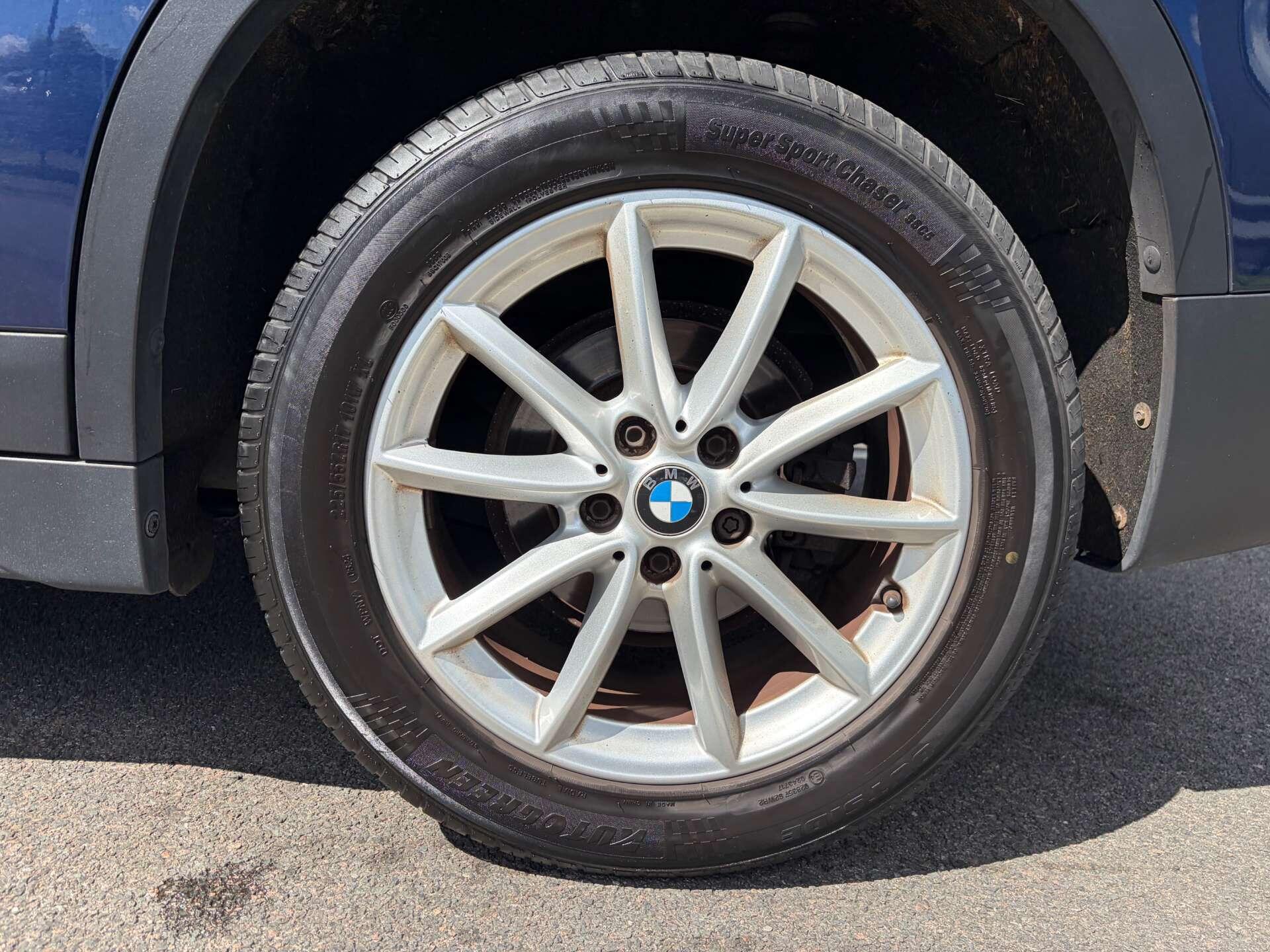 BMW X1 view 10