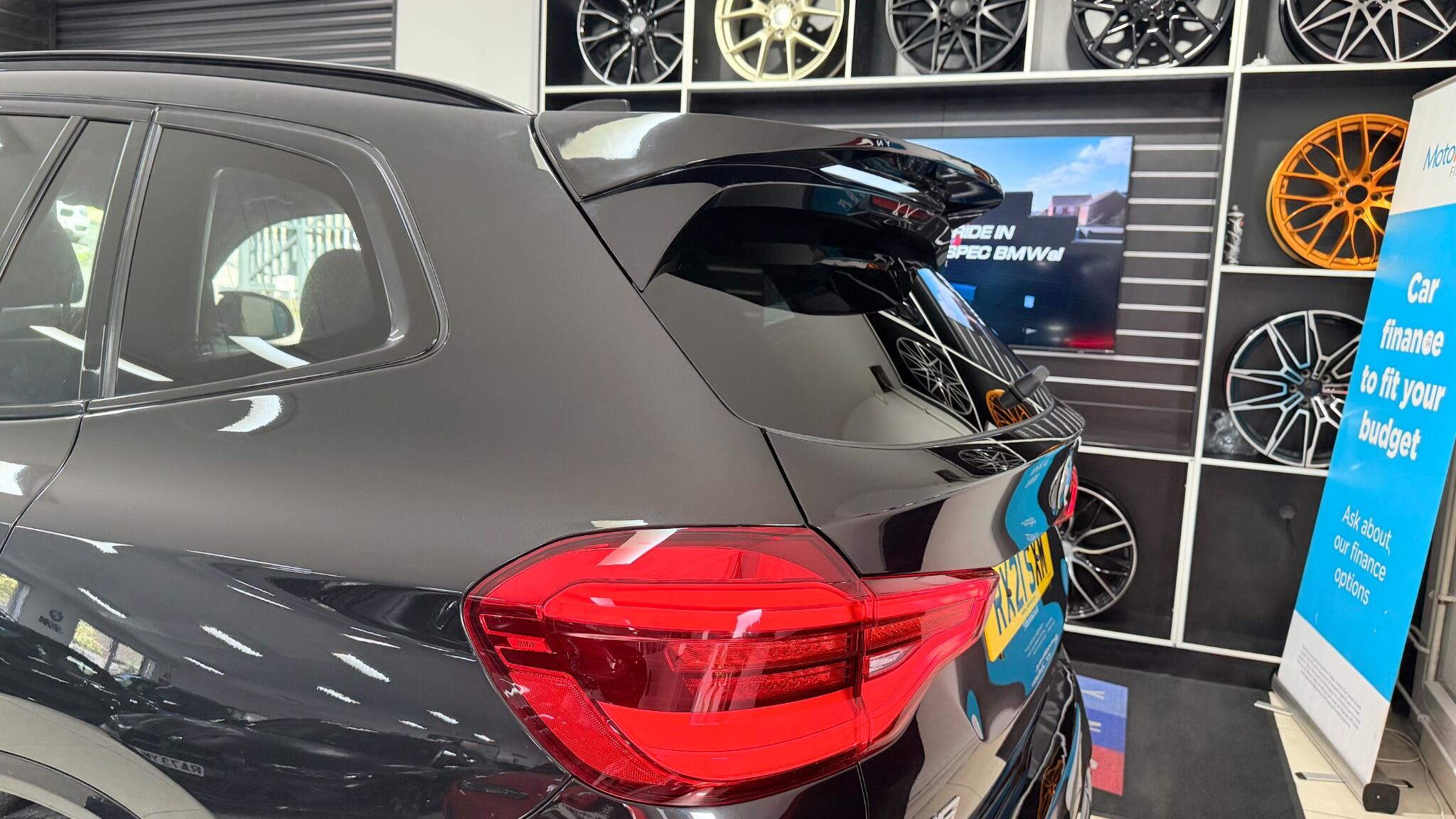 BMW X3 view 25