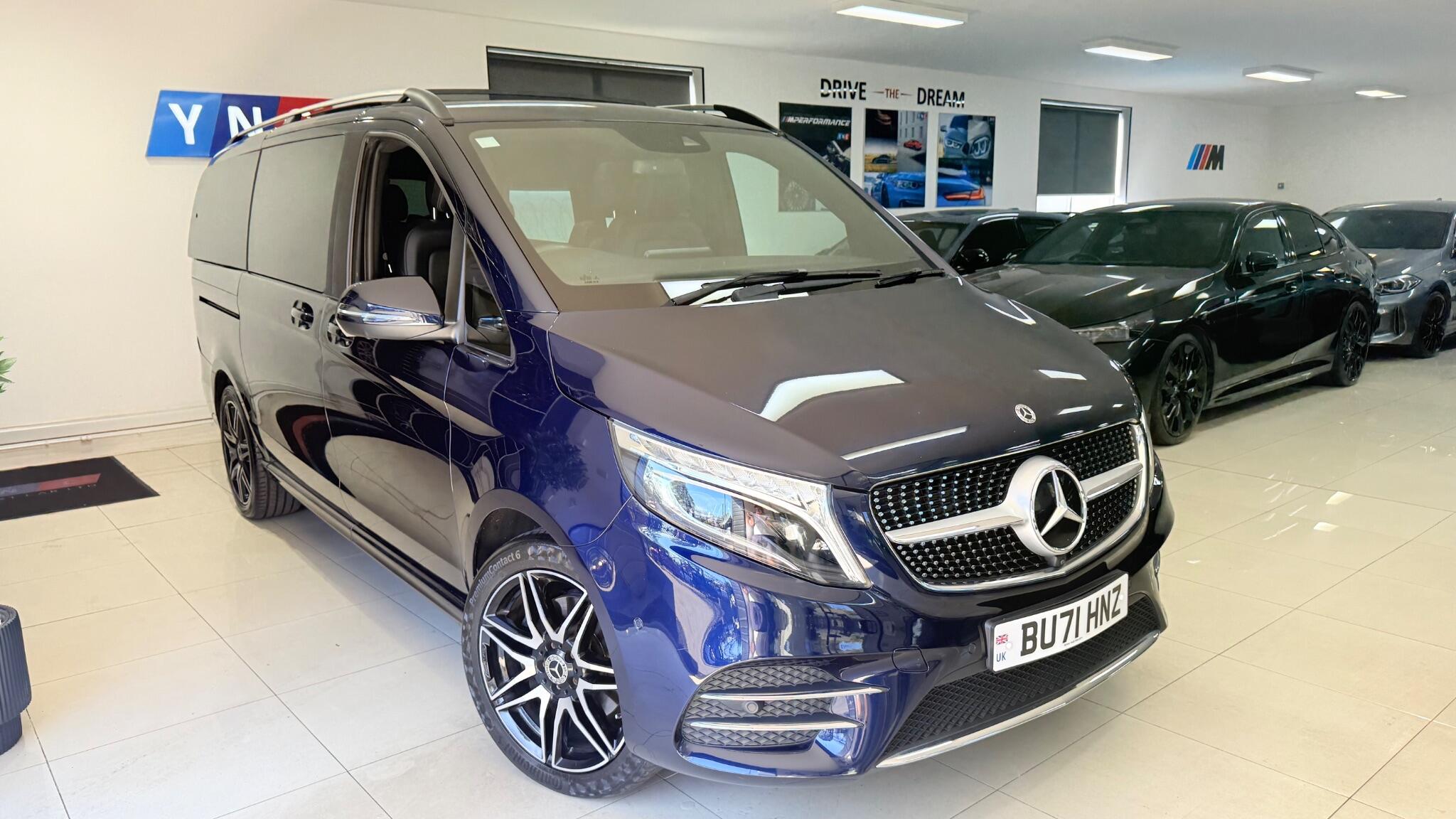 Mercedes-Benz V-Class view 17